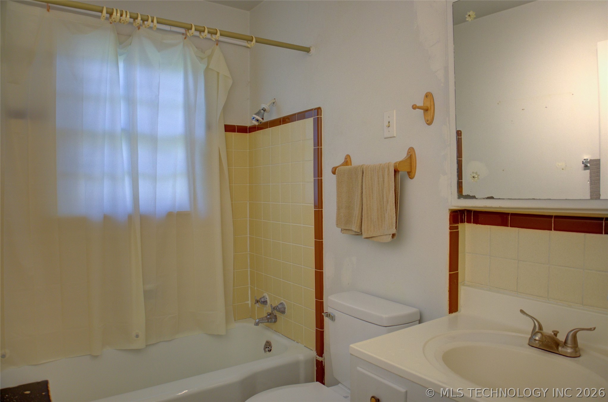5309 E 4th Place Property Photo 17