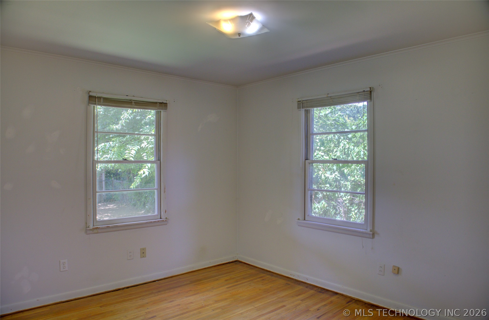 5309 E 4th Place Property Photo 18