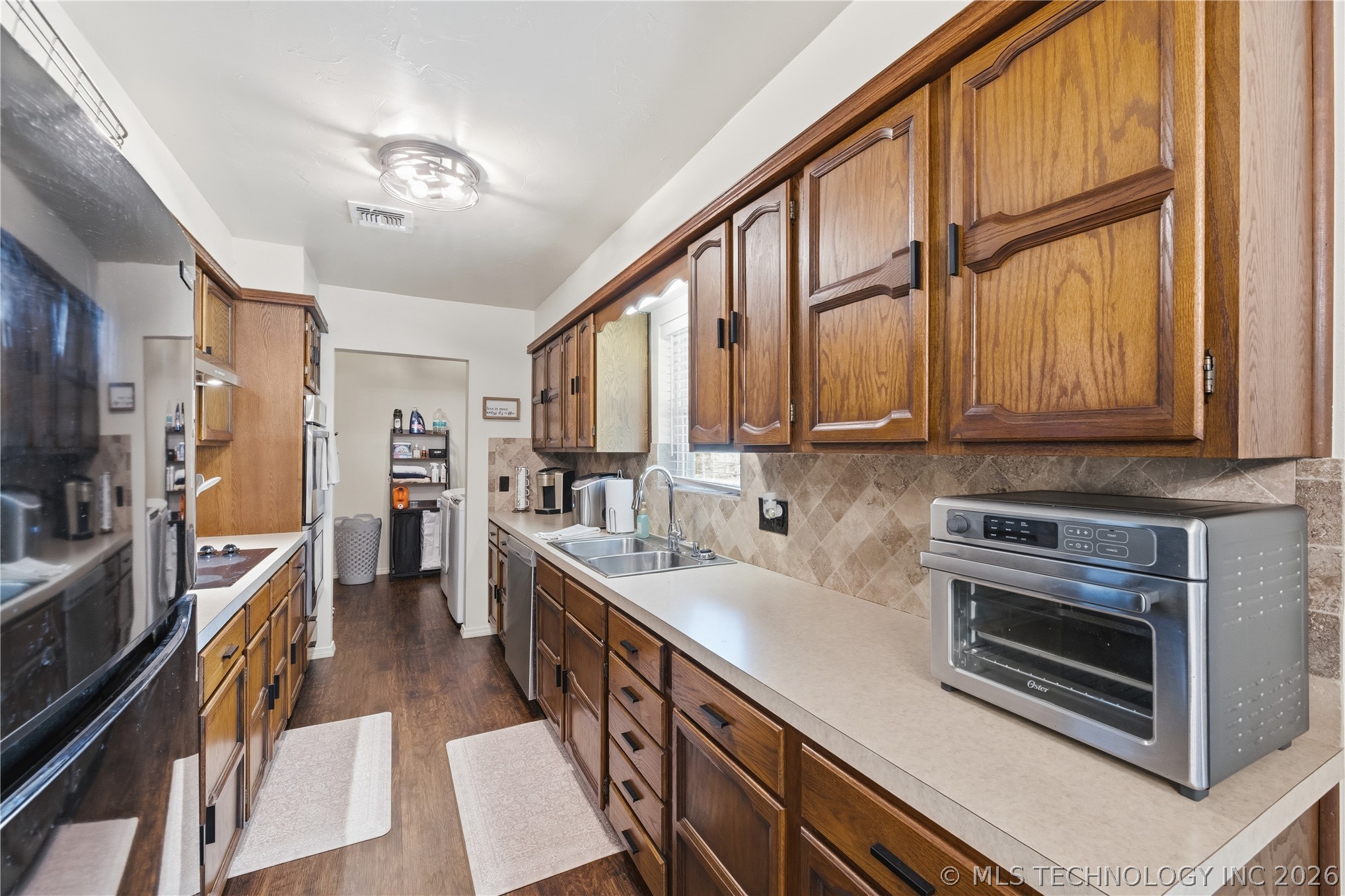 4081 S 4270 Road Property Photo 8