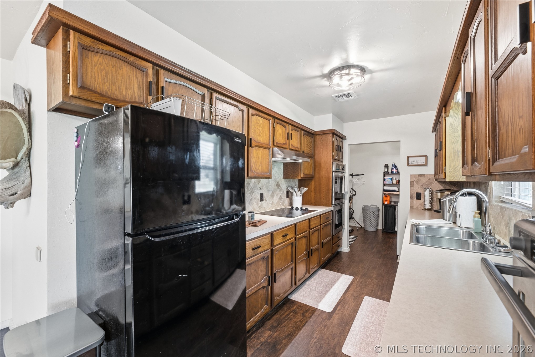 4081 S 4270 Road Property Photo 11