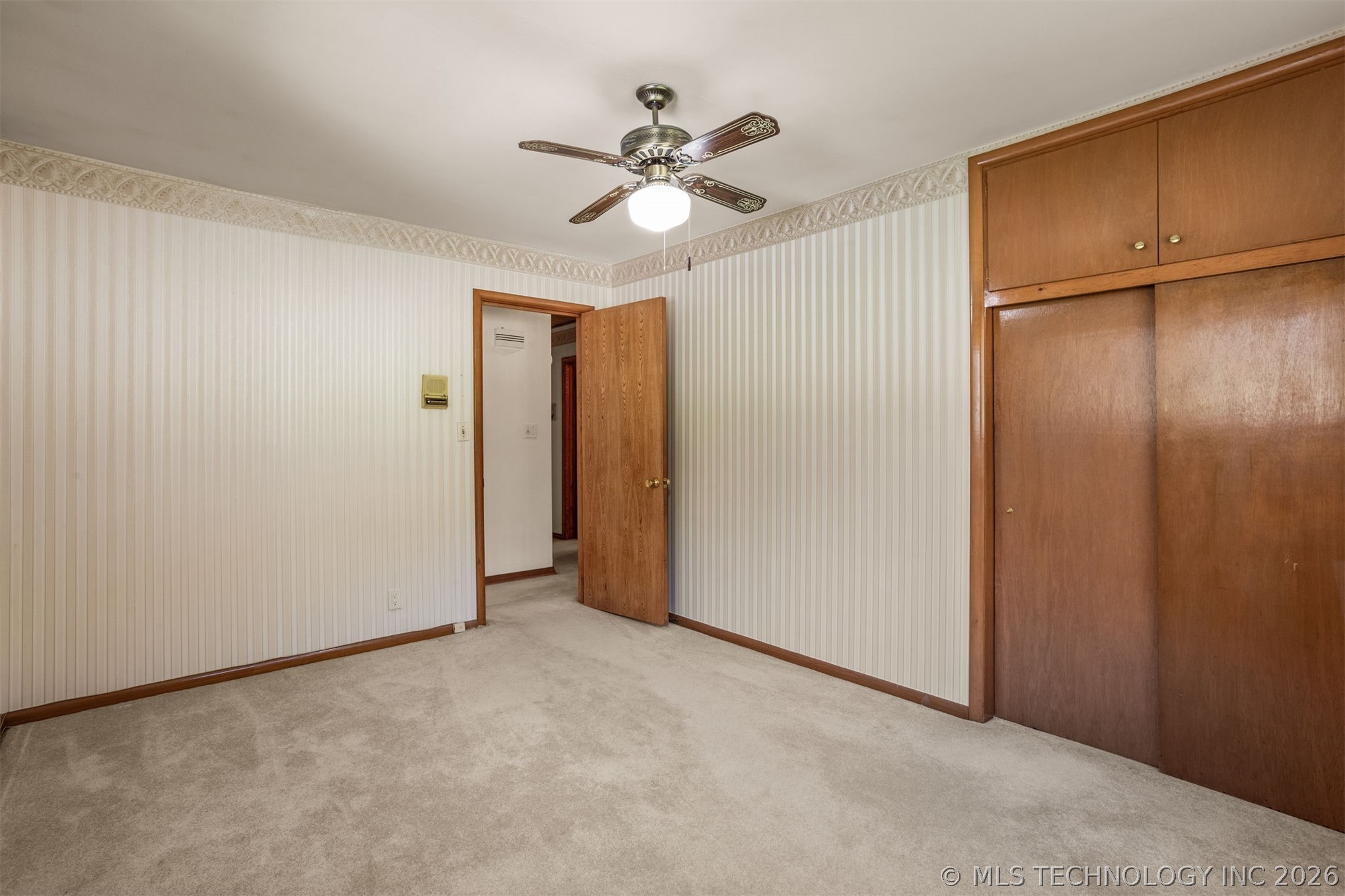 2219 N Main Street Property Photo 5