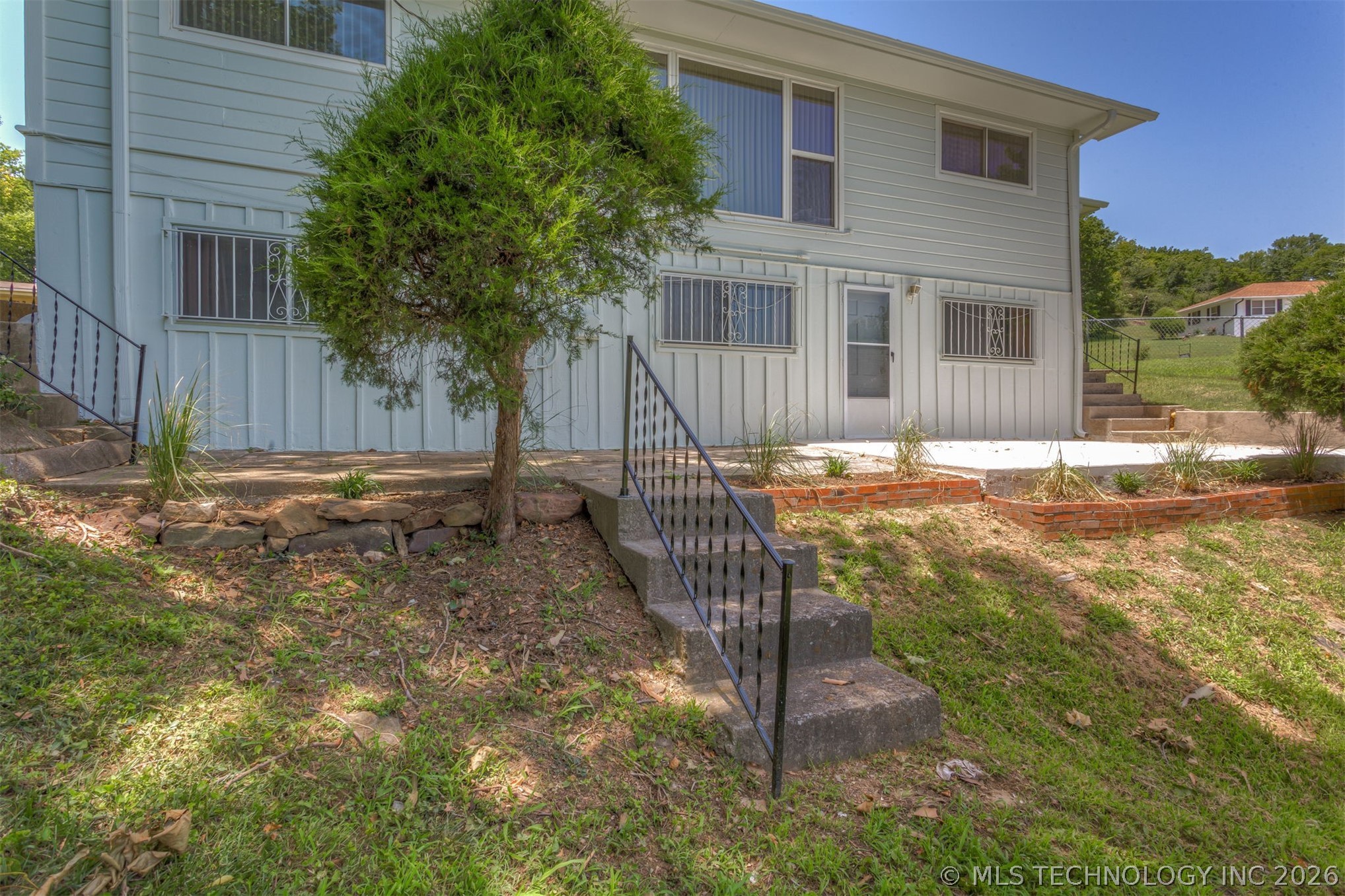 2219 N Main Street Property Photo 34