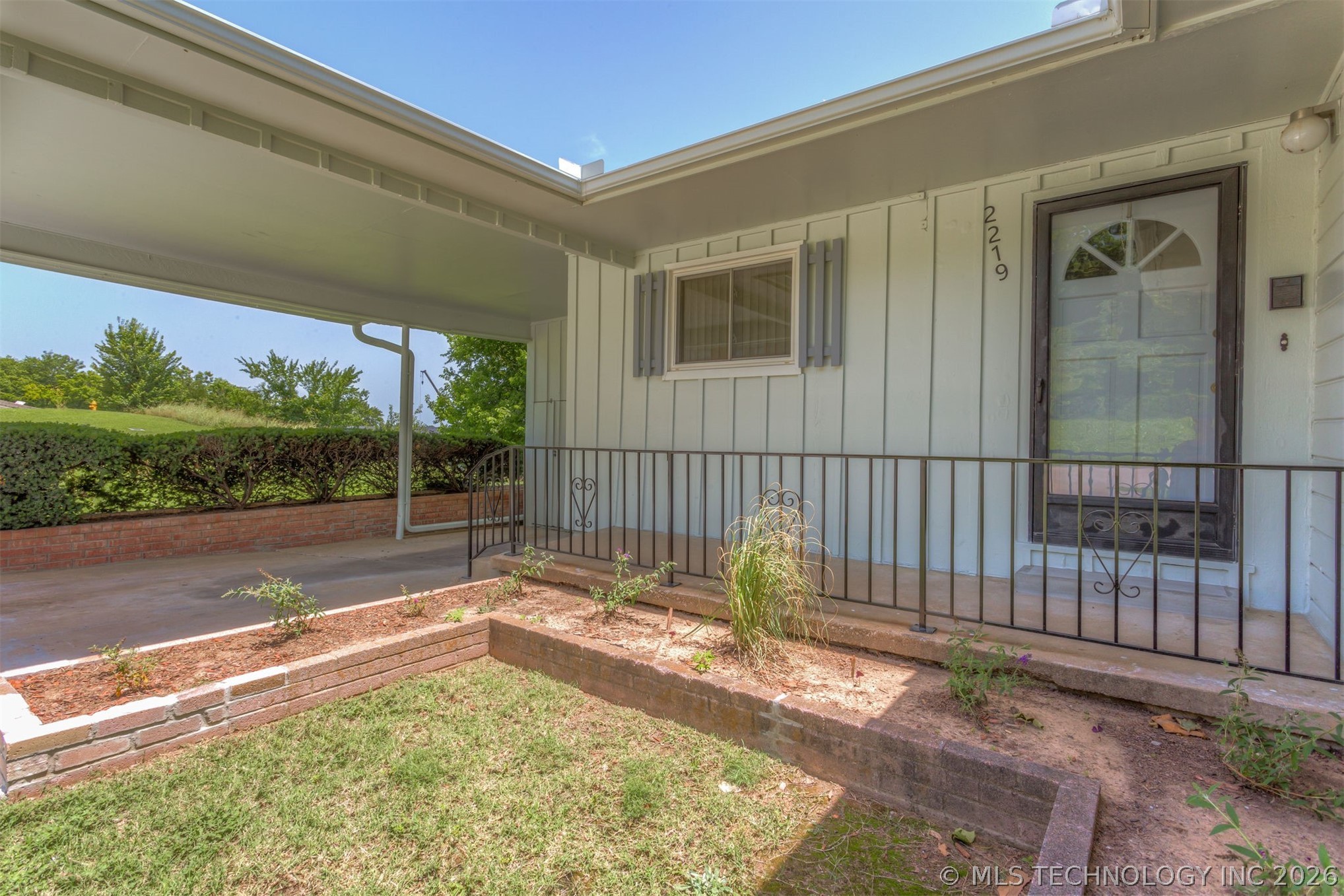 2219 N Main Street Property Photo 40