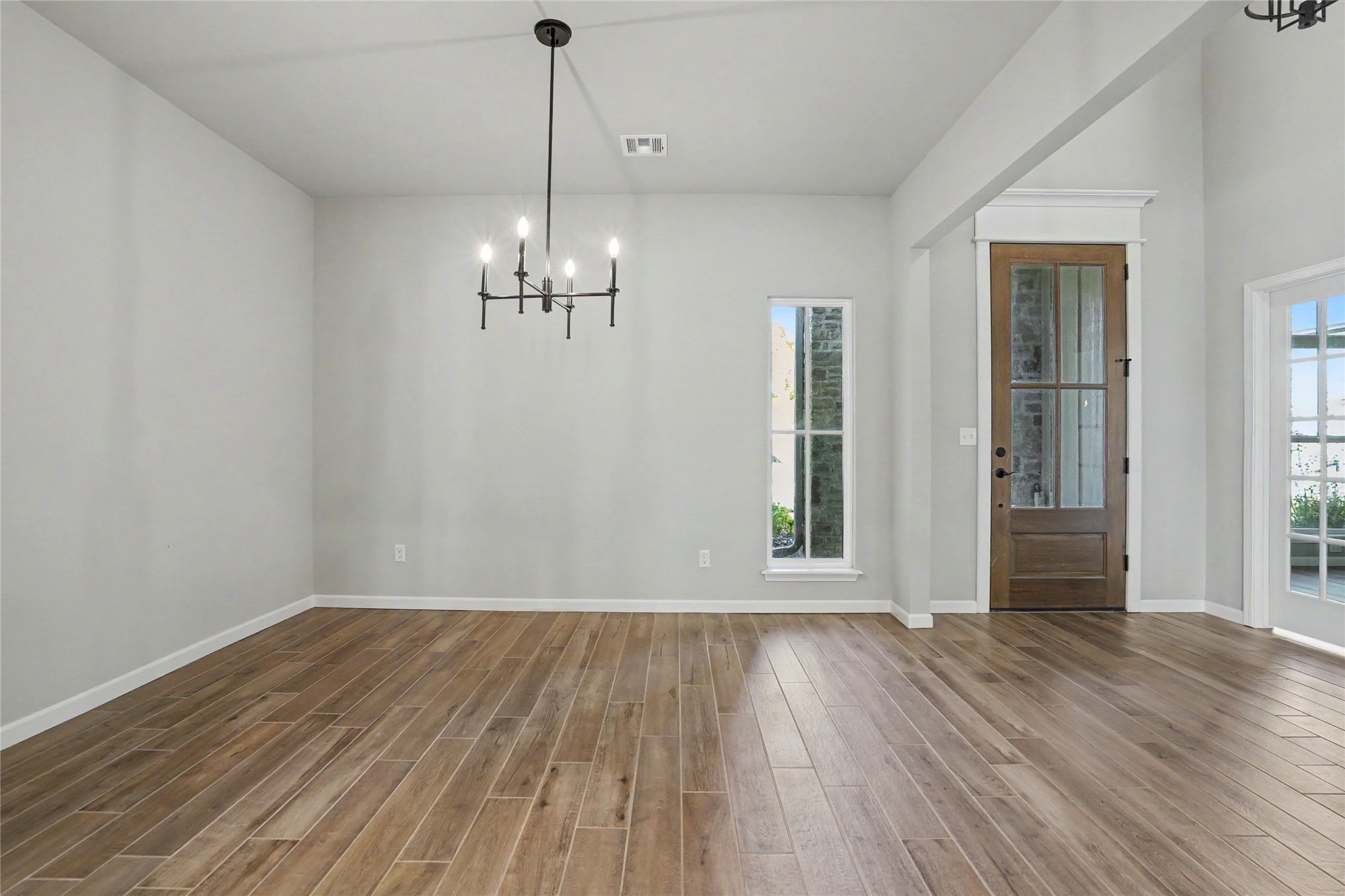 7009 E Oakland Street Property Photo 7