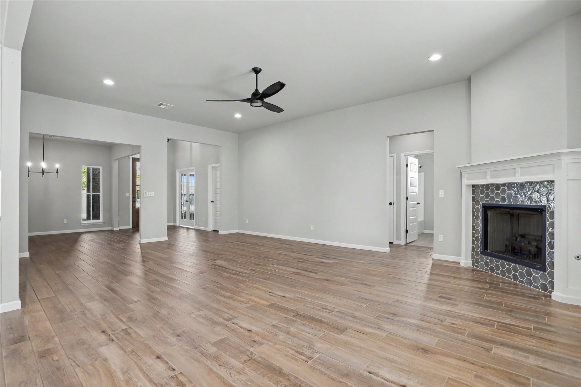 7009 E Oakland Street Property Photo 11