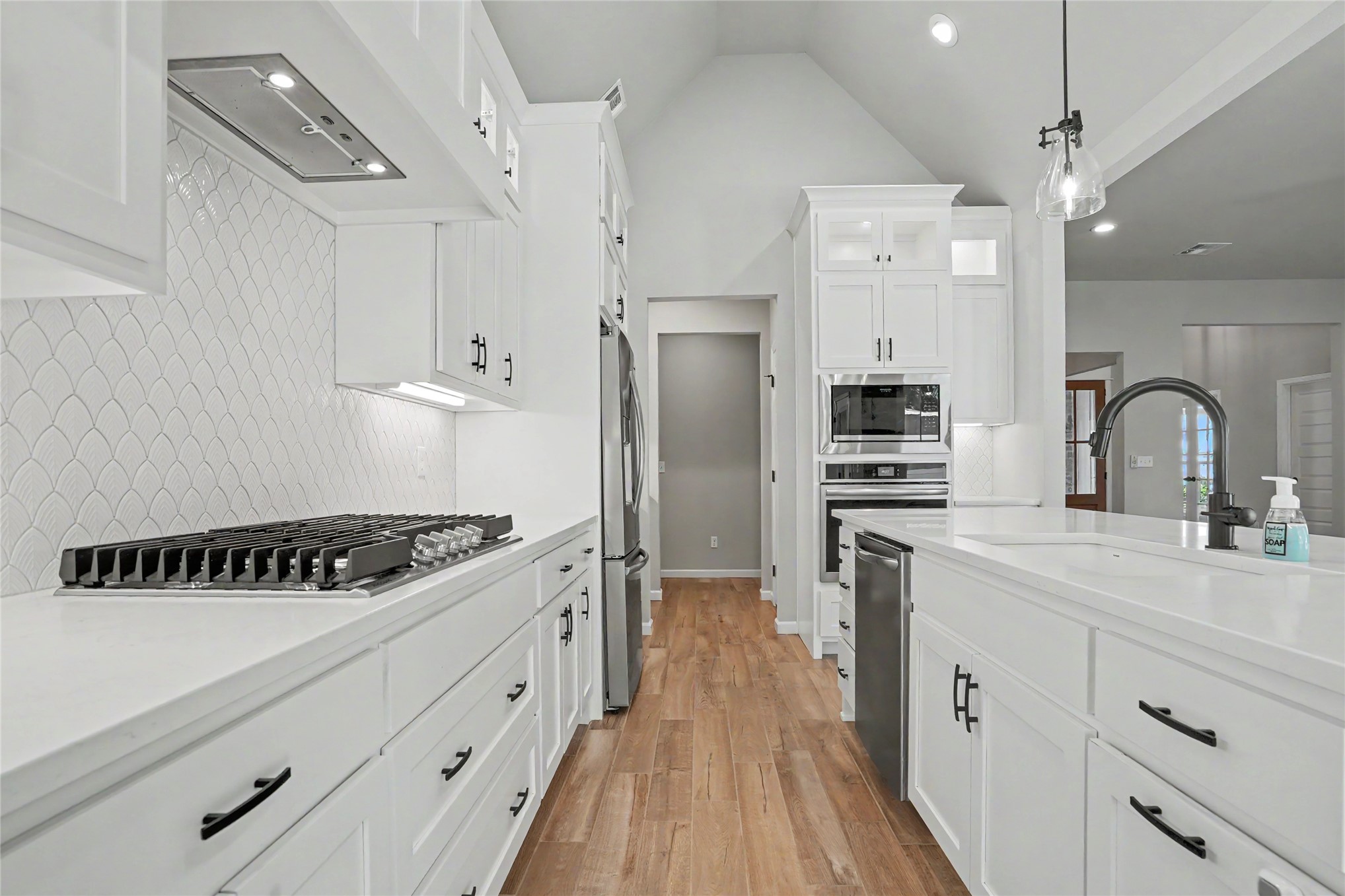 7009 E Oakland Street Property Photo 14