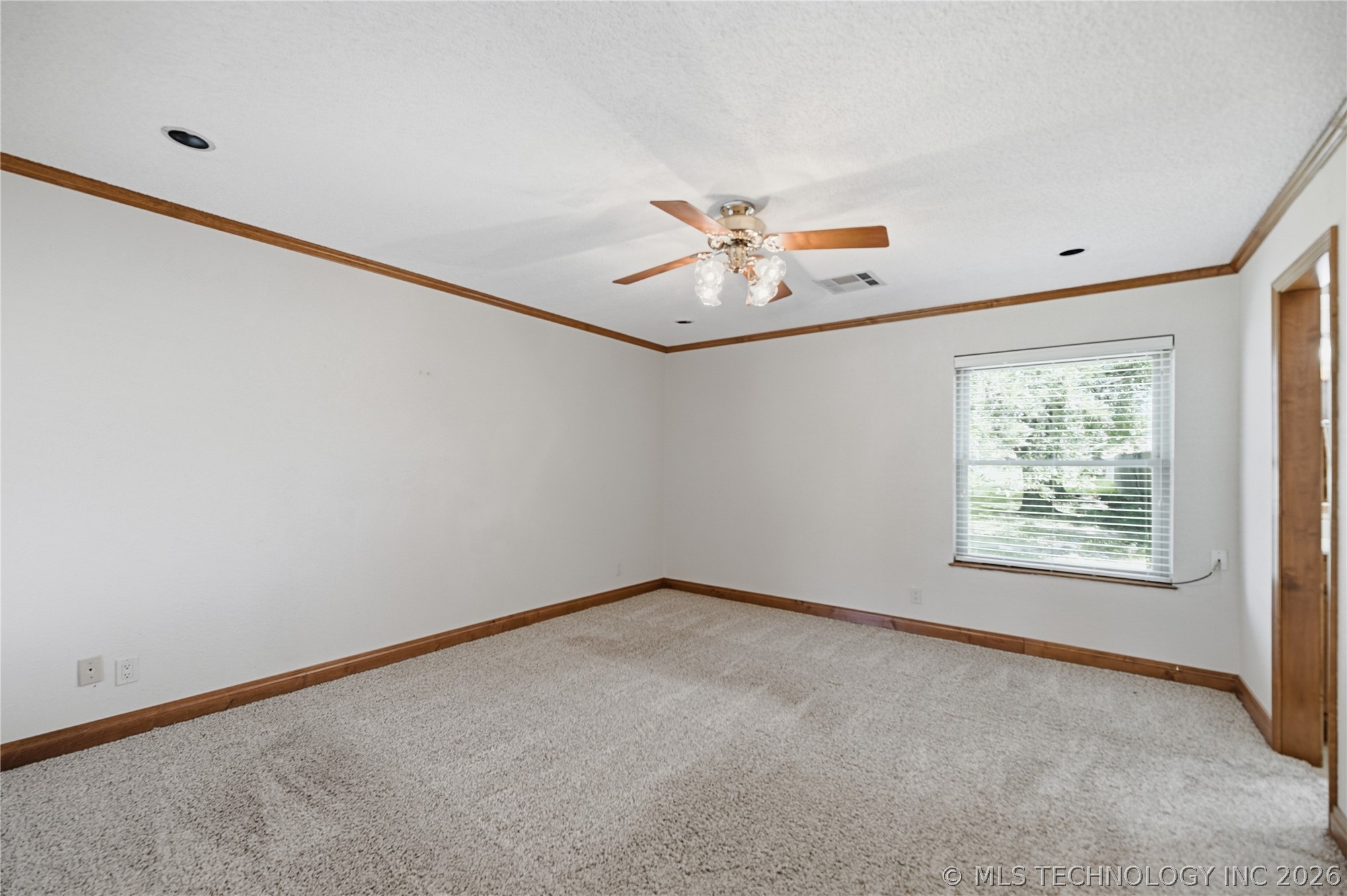 10921 N 110th East Avenue Property Photo 16