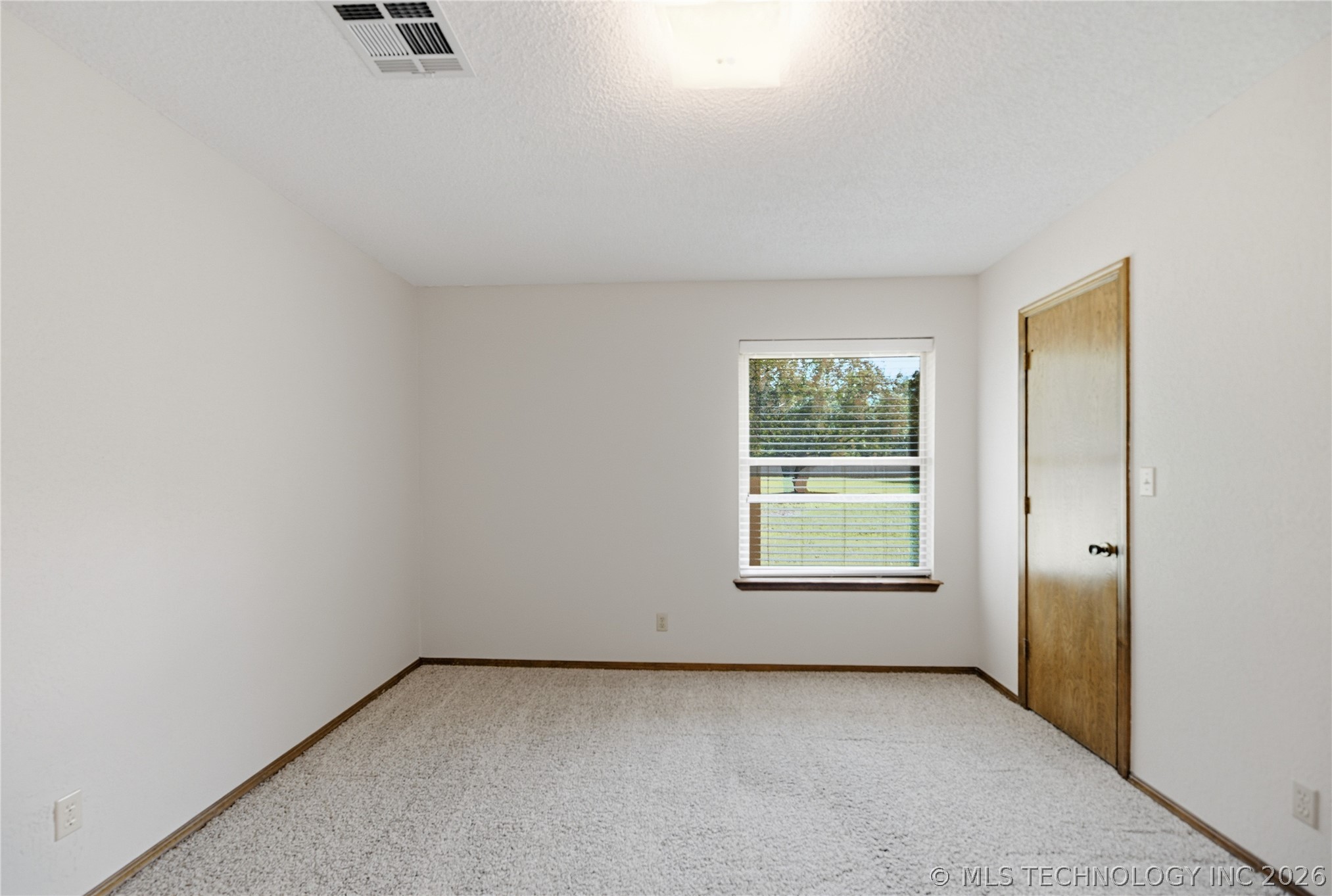 10921 N 110th East Avenue Property Photo 26