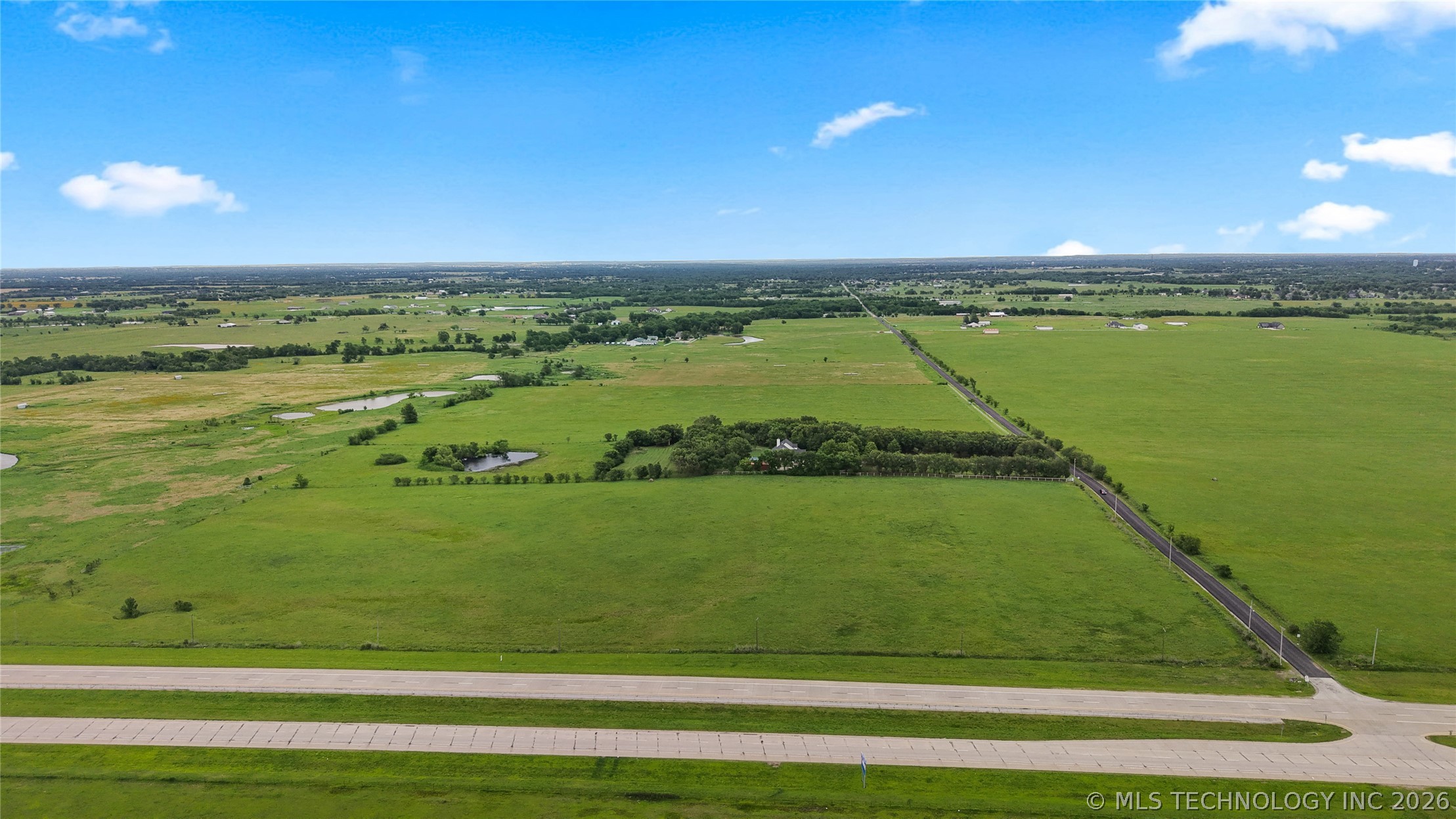 15985 Hwy 75 Property Photo 6