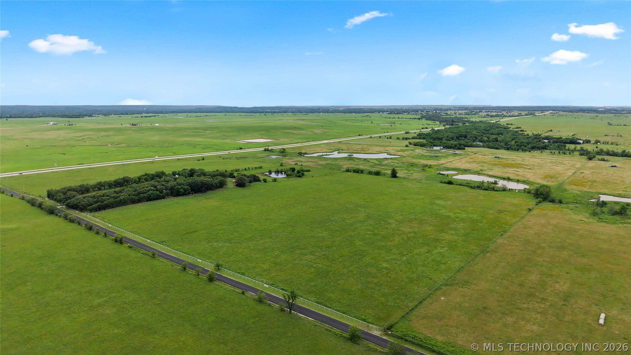15985 Hwy 75 Property Photo 8