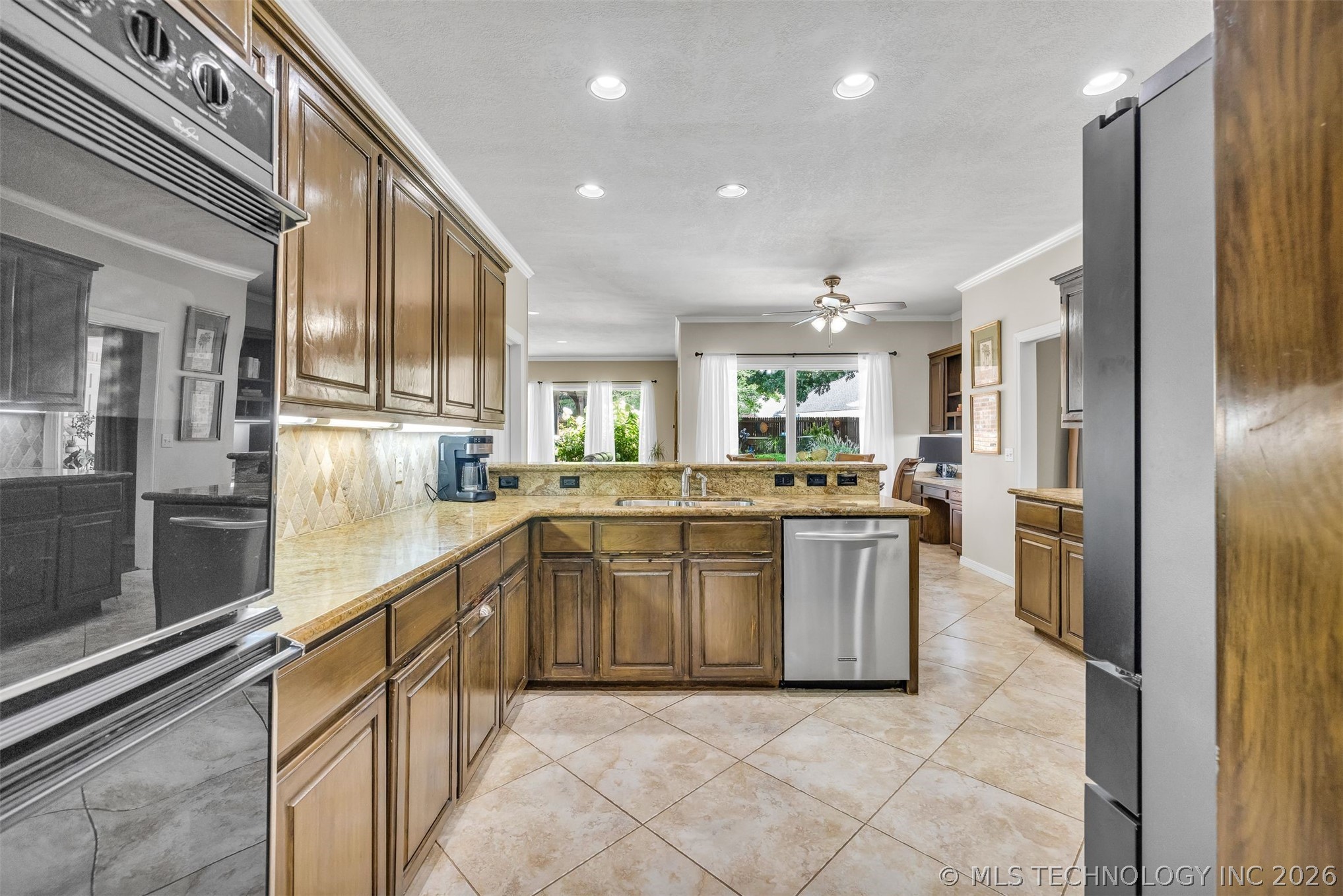 10329 S Granite Avenue Property Photo 21