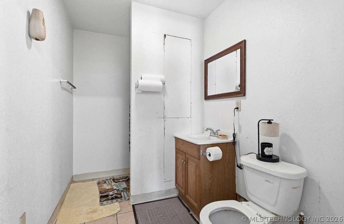 7864 Brock Property Photo 5