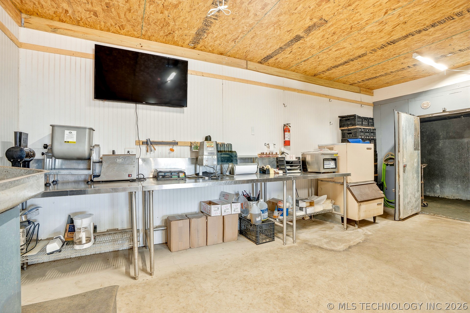 901 N Broadway Property Photo 11