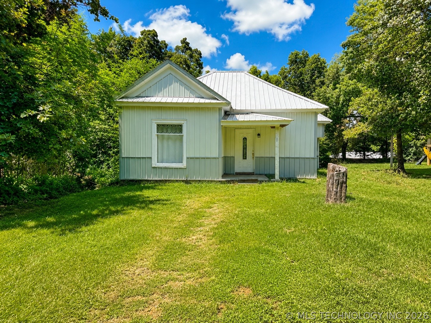 1103 Ida Way Property Photo 1