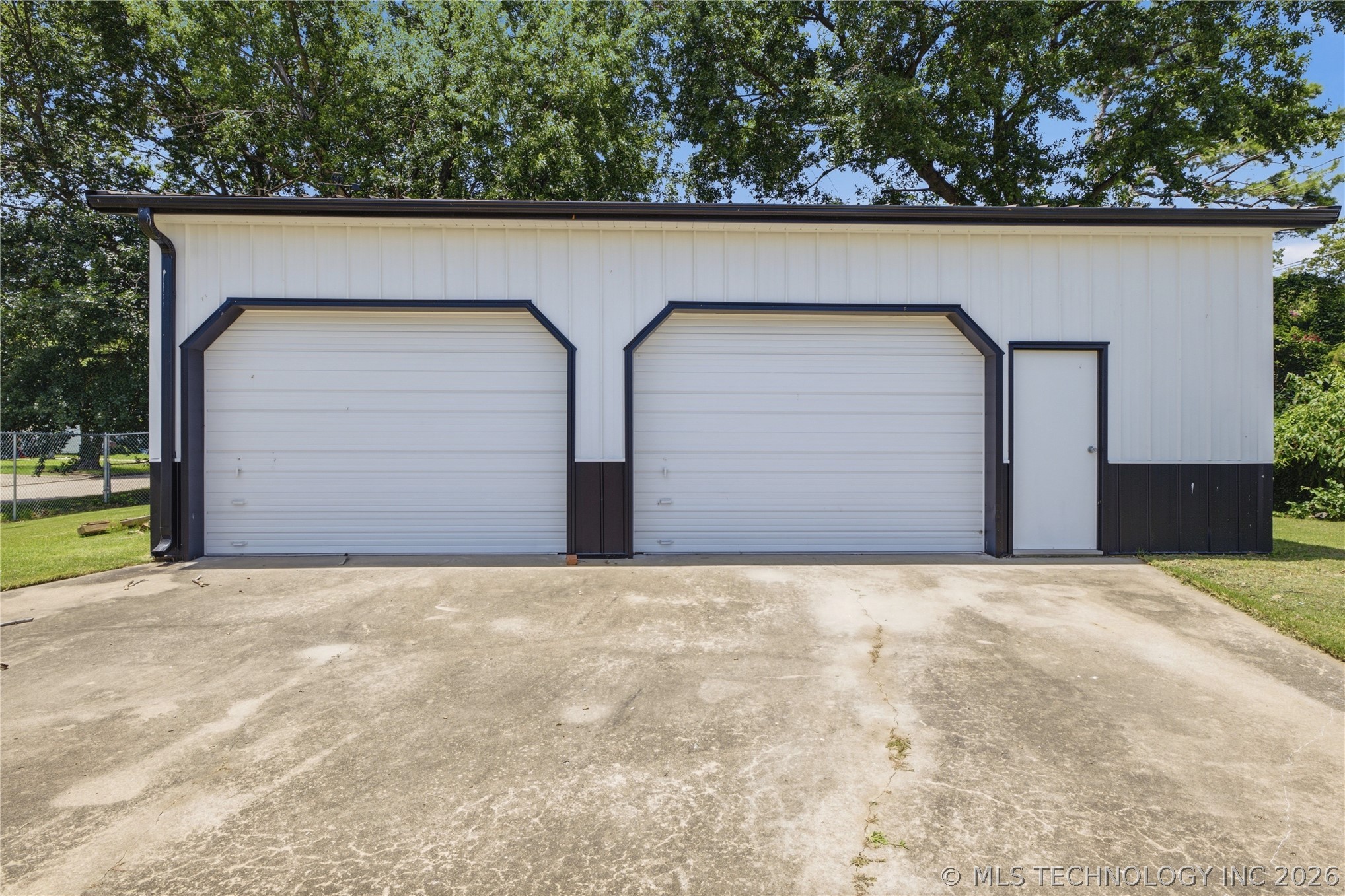 501 Warwick Drive Property Photo 7