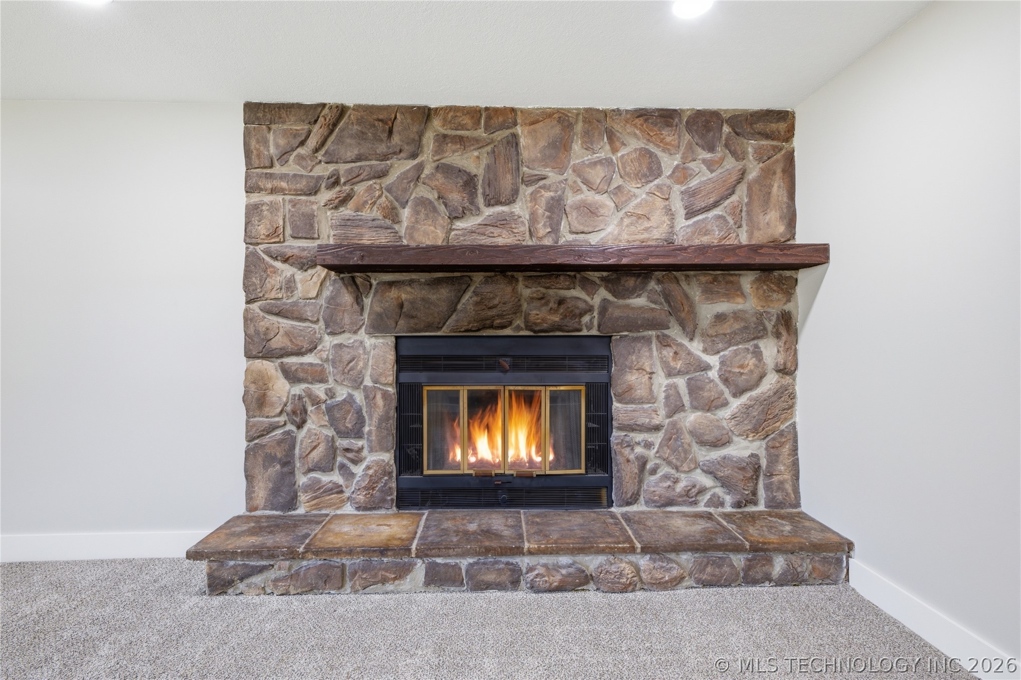 501 Warwick Drive Property Photo 11