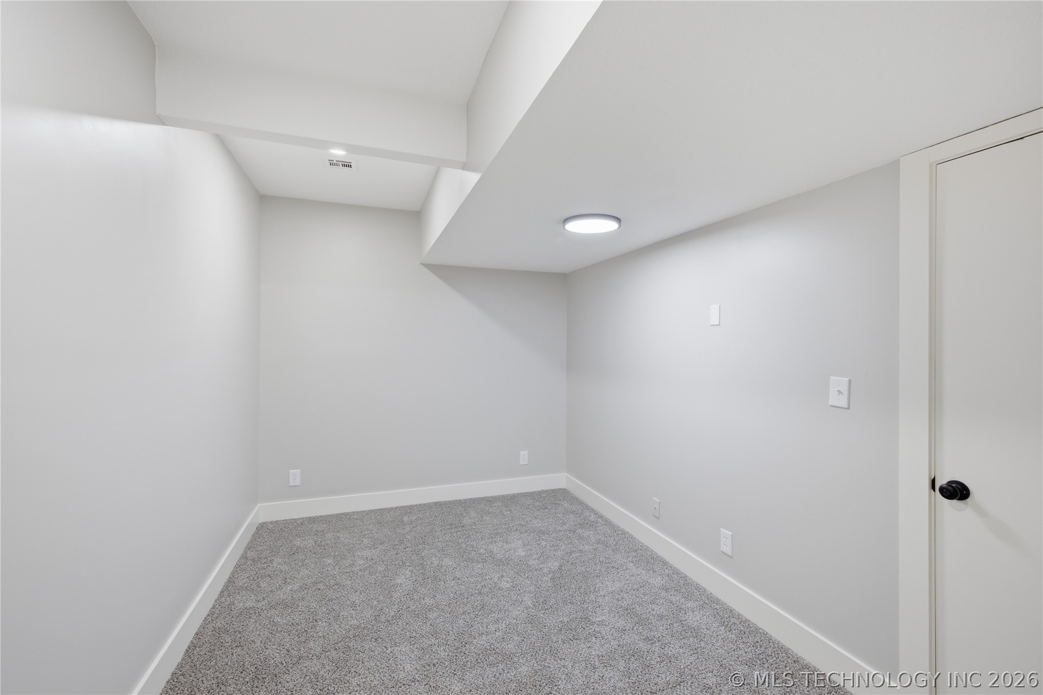 501 Warwick Drive Property Photo 23
