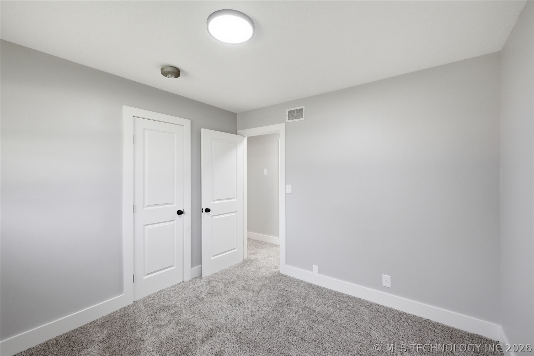 501 Warwick Drive Property Photo 25