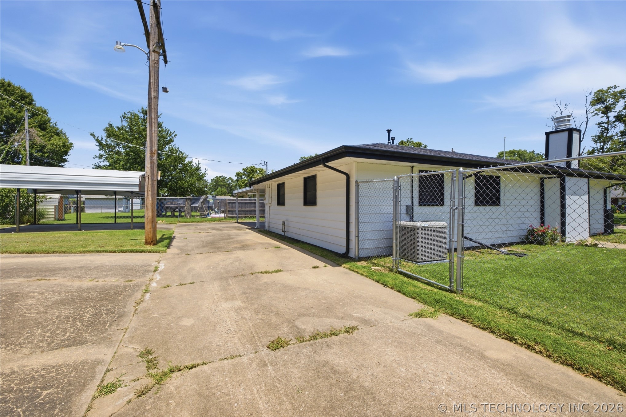 501 Warwick Drive Property Photo 31