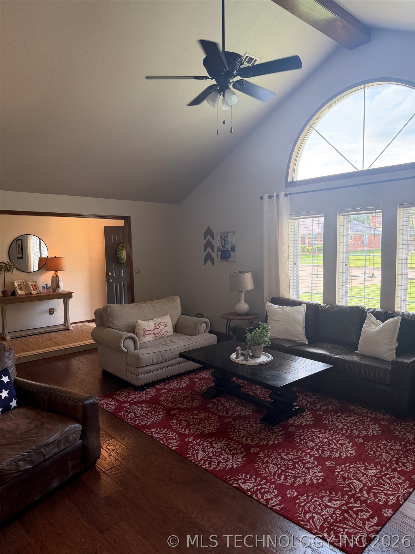 2811 Houston Street Property Photo 4