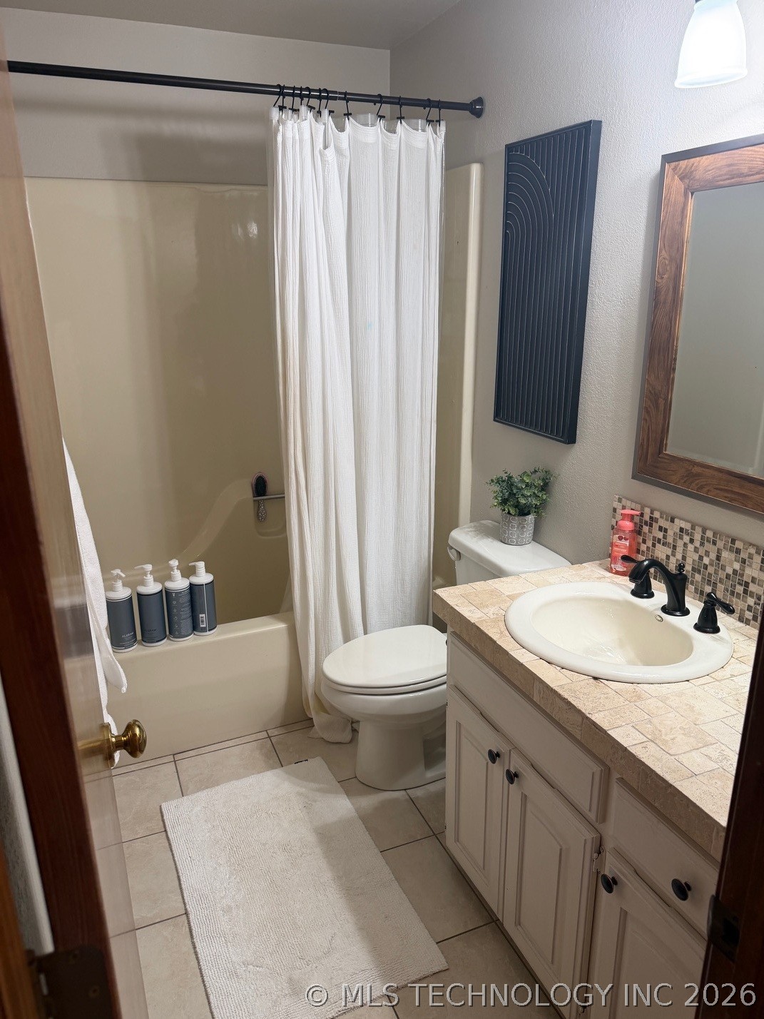 2811 Houston Street Property Photo 12