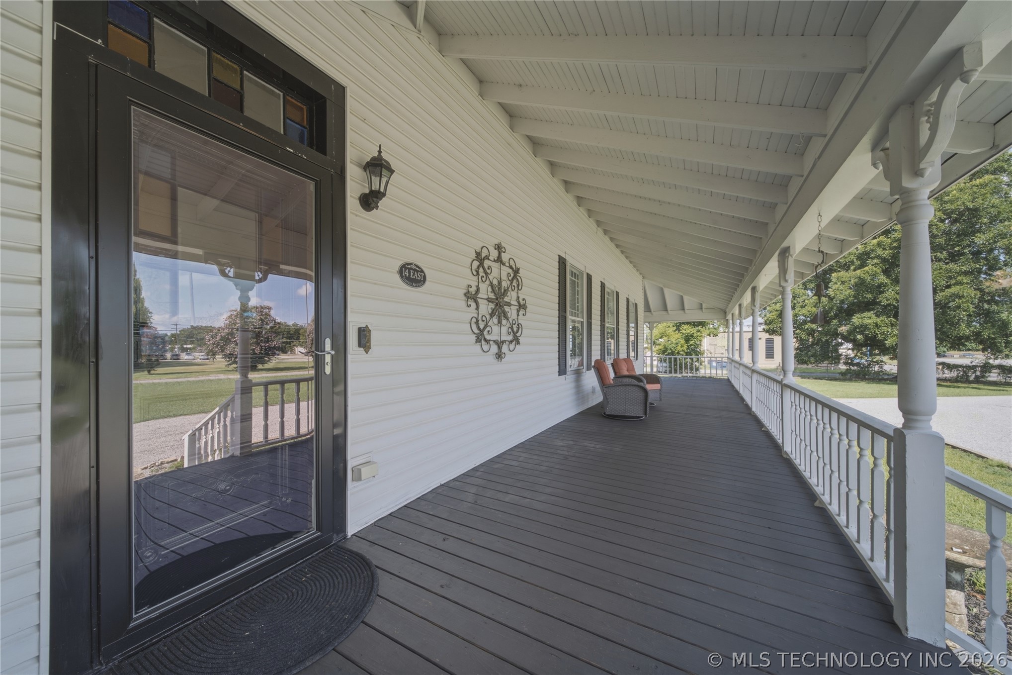 14 E Smith Avenue Property Photo 5