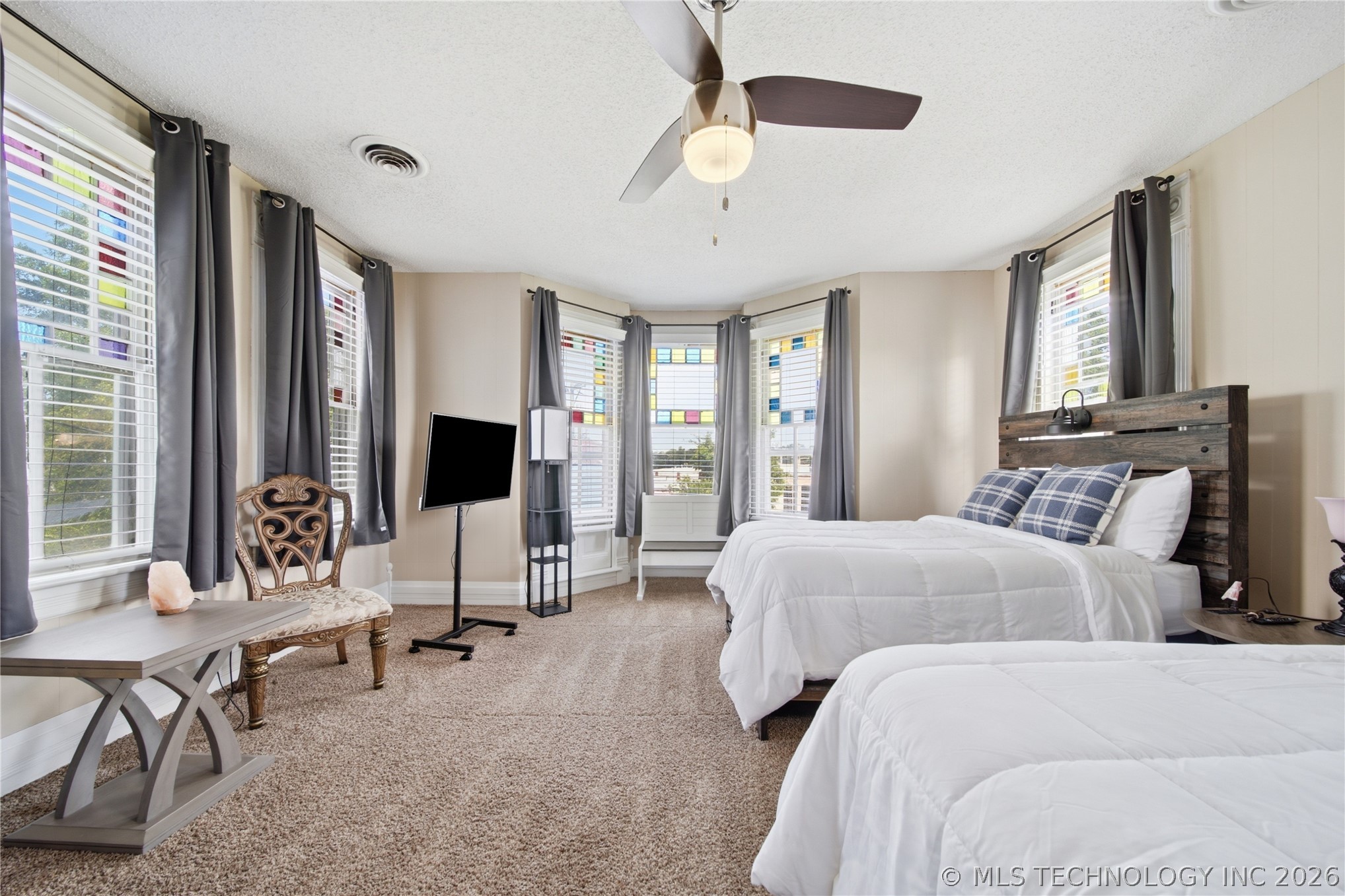 14 E Smith Avenue Property Photo 39