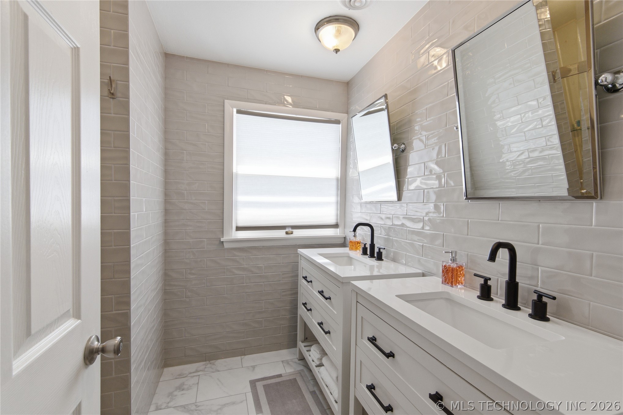 14 E Smith Avenue Property Photo 46