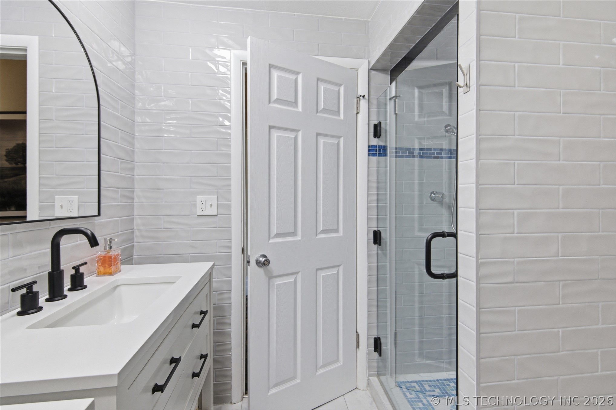 14 E Smith Avenue Property Photo 49