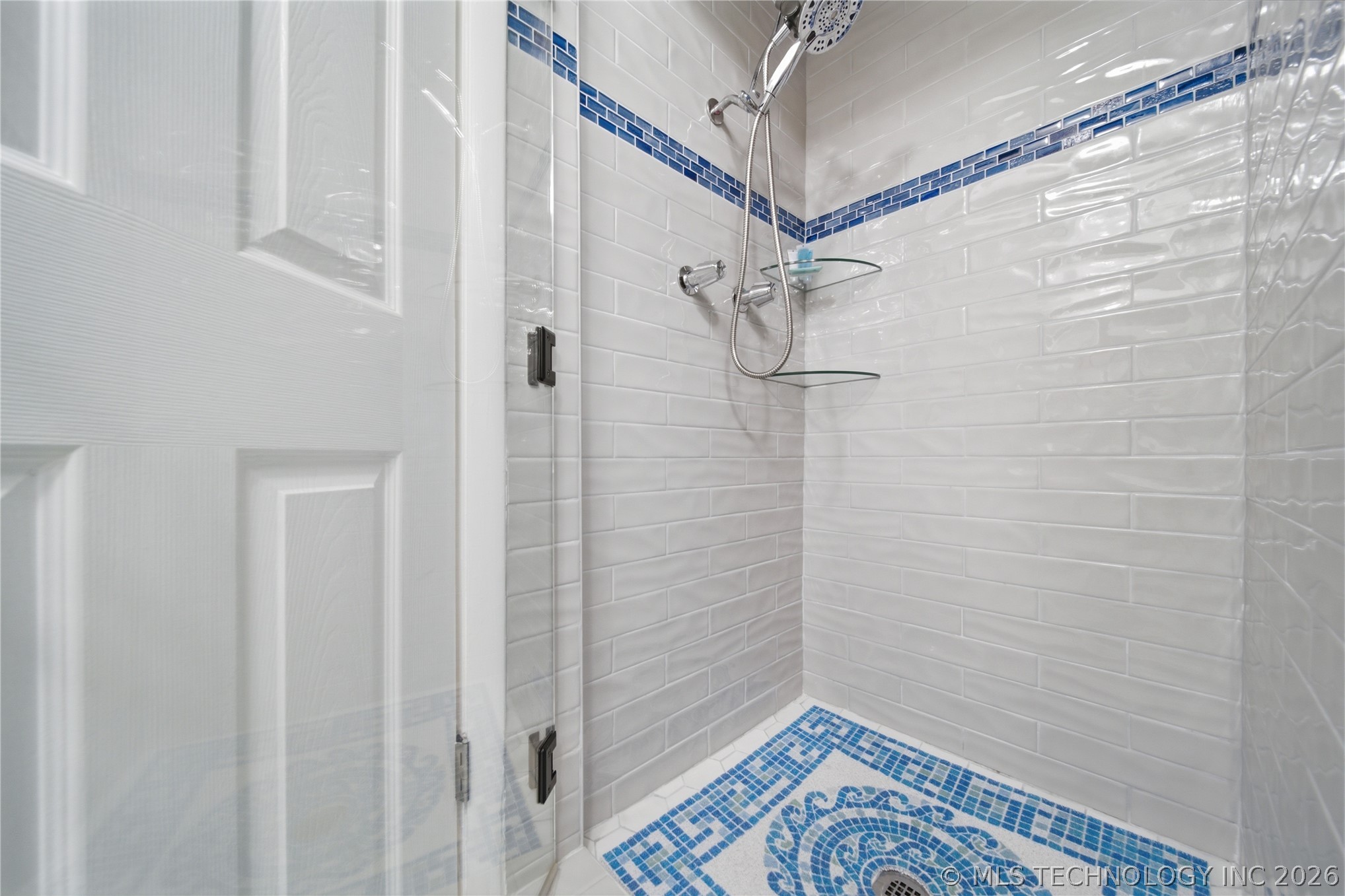 14 E Smith Avenue Property Photo 50