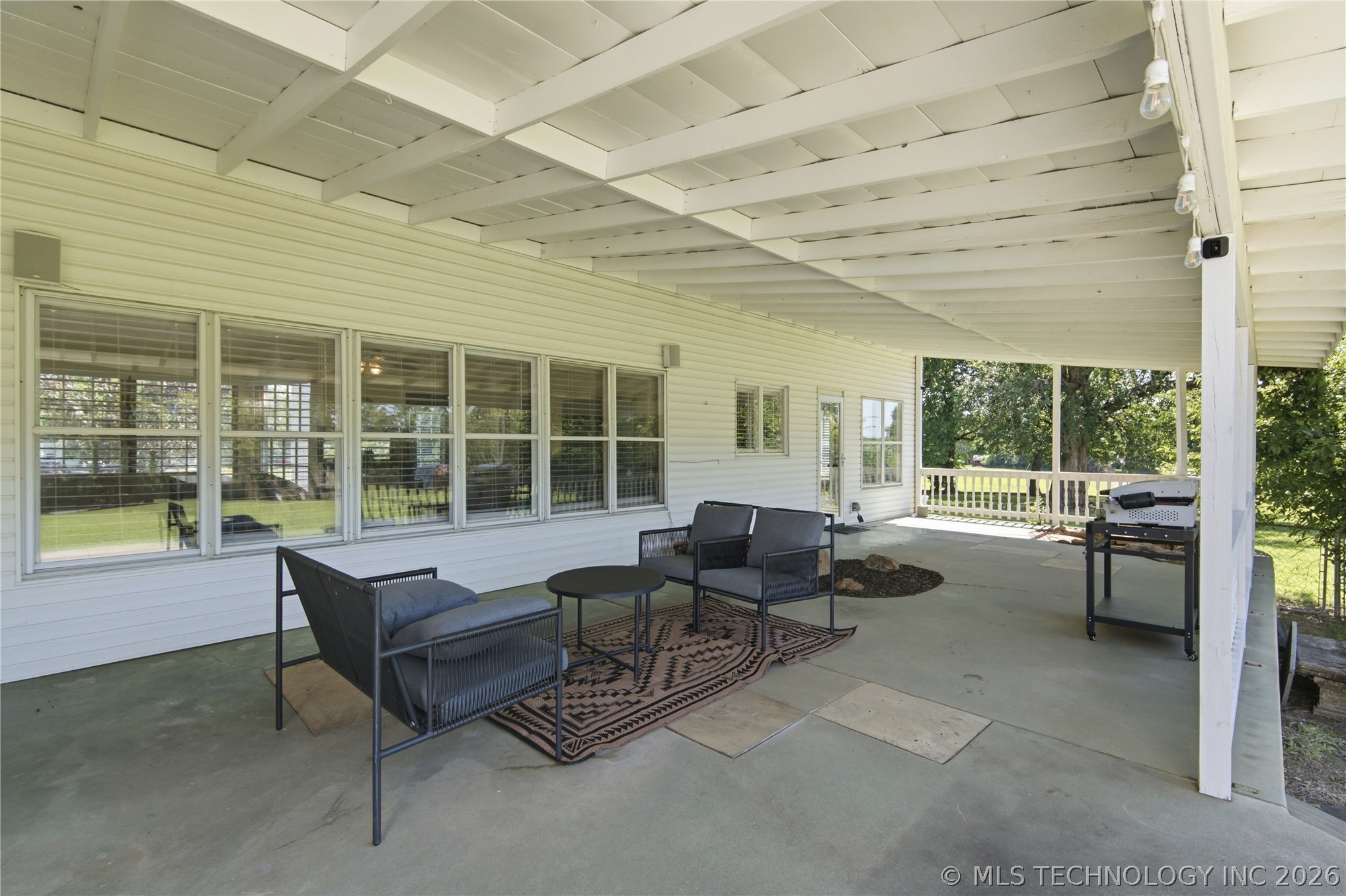14 E Smith Avenue Property Photo 60