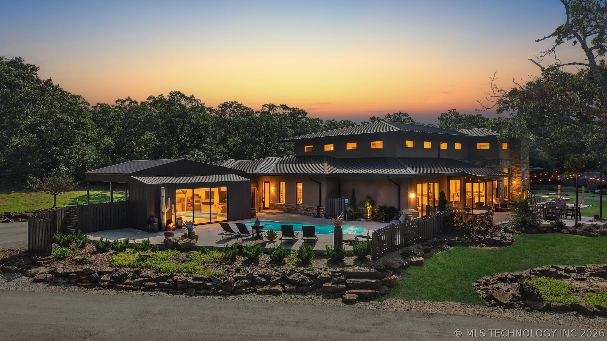 14380 Creager Road Property Photo 2