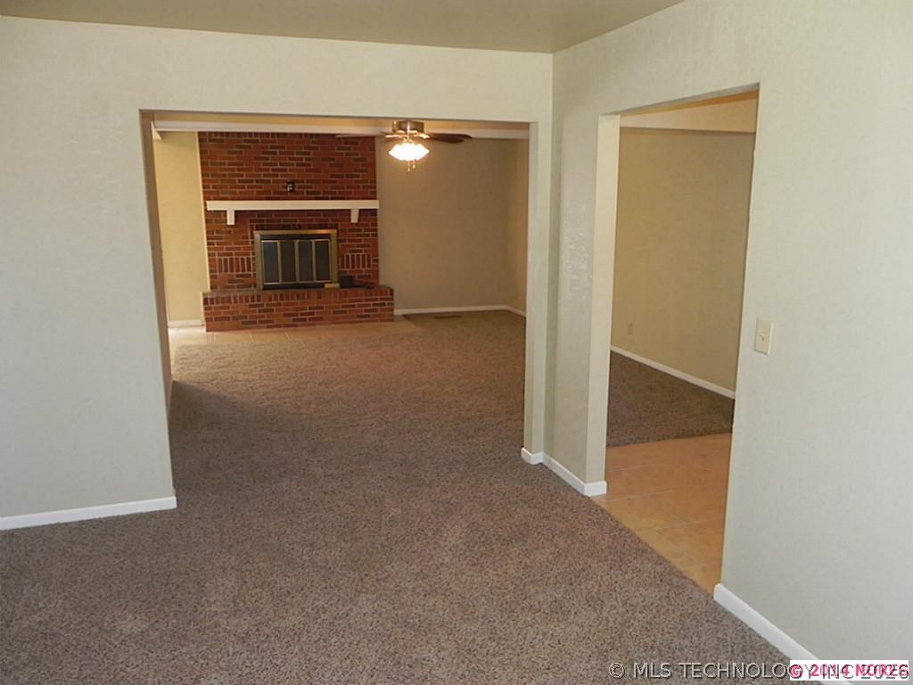 7827 Marilyn Lane Property Photo 8