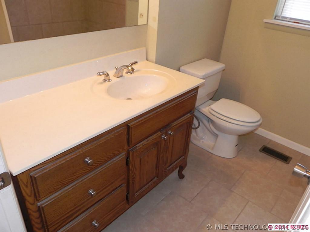 7827 Marilyn Lane Property Photo 9
