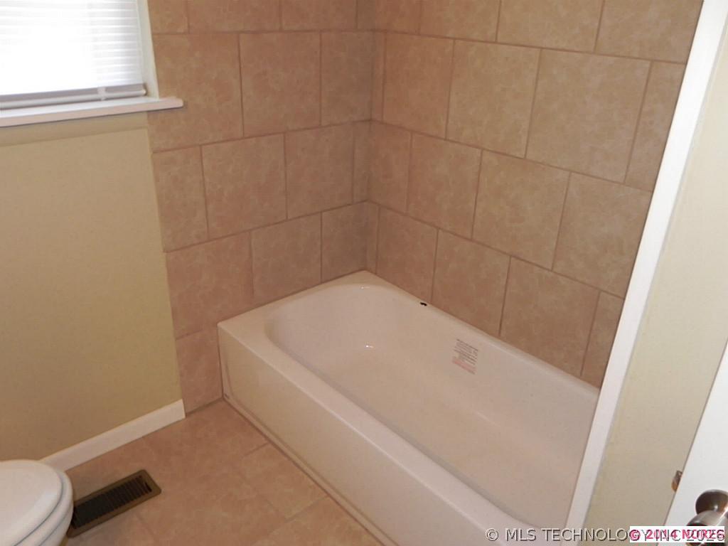 7827 Marilyn Lane Property Photo 10