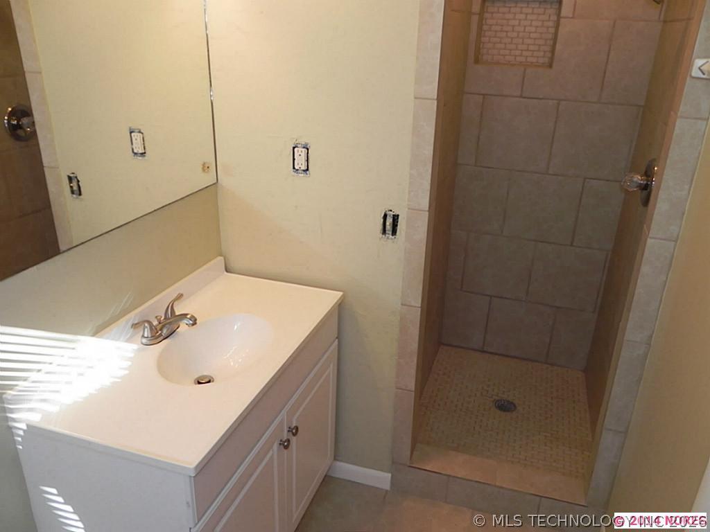 7827 Marilyn Lane Property Photo 11