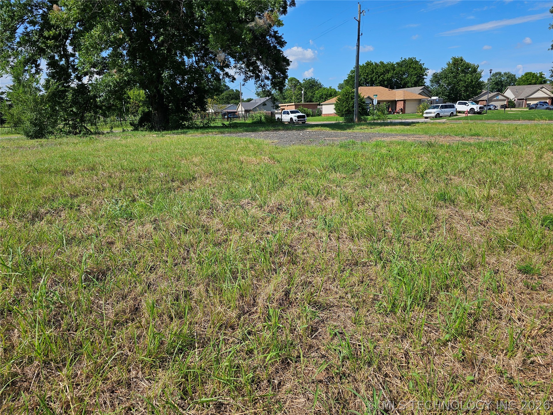 13218 S 78th East Avenue Property Photo 19