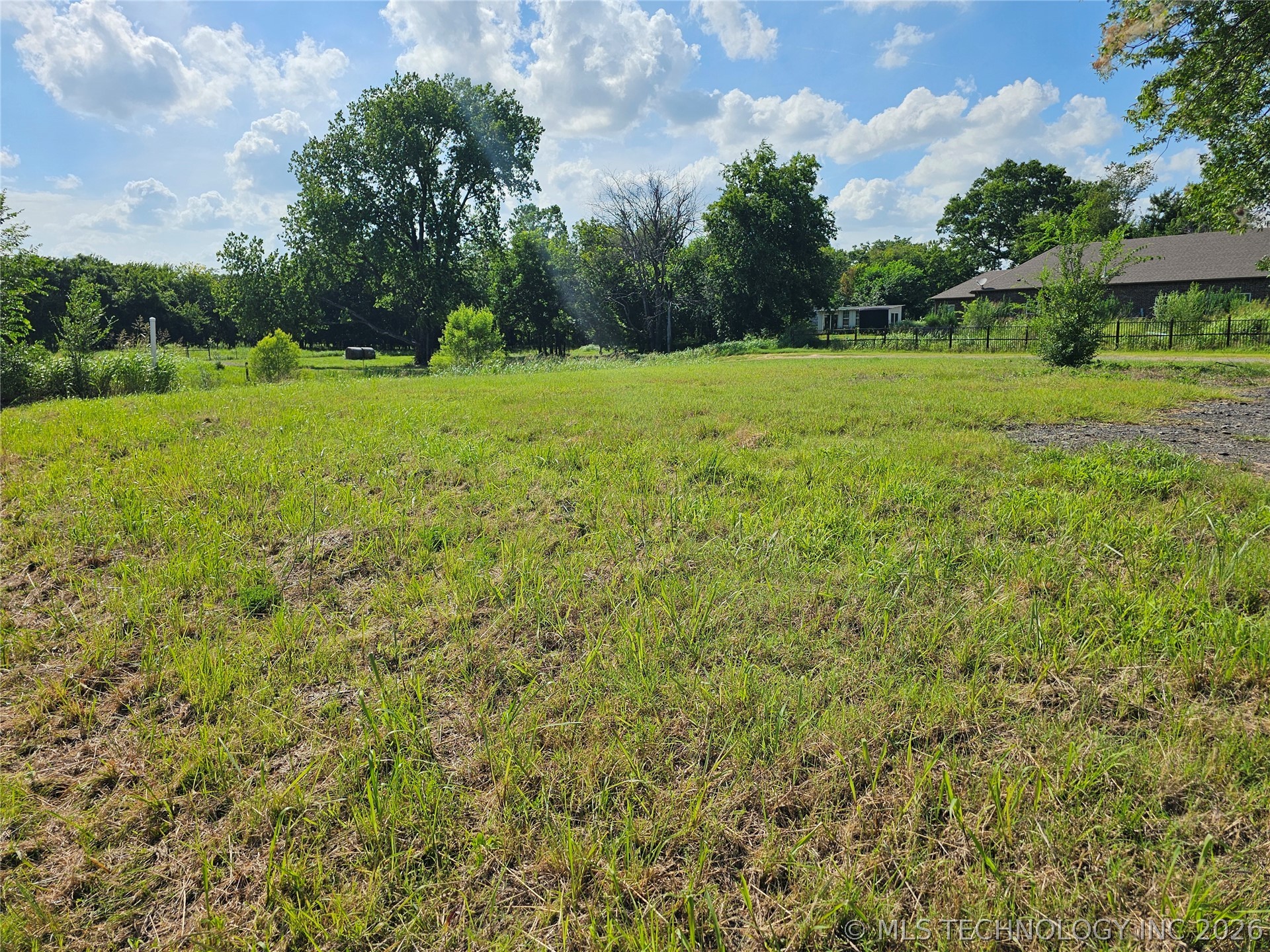 13218 S 78th East Avenue Property Photo 20