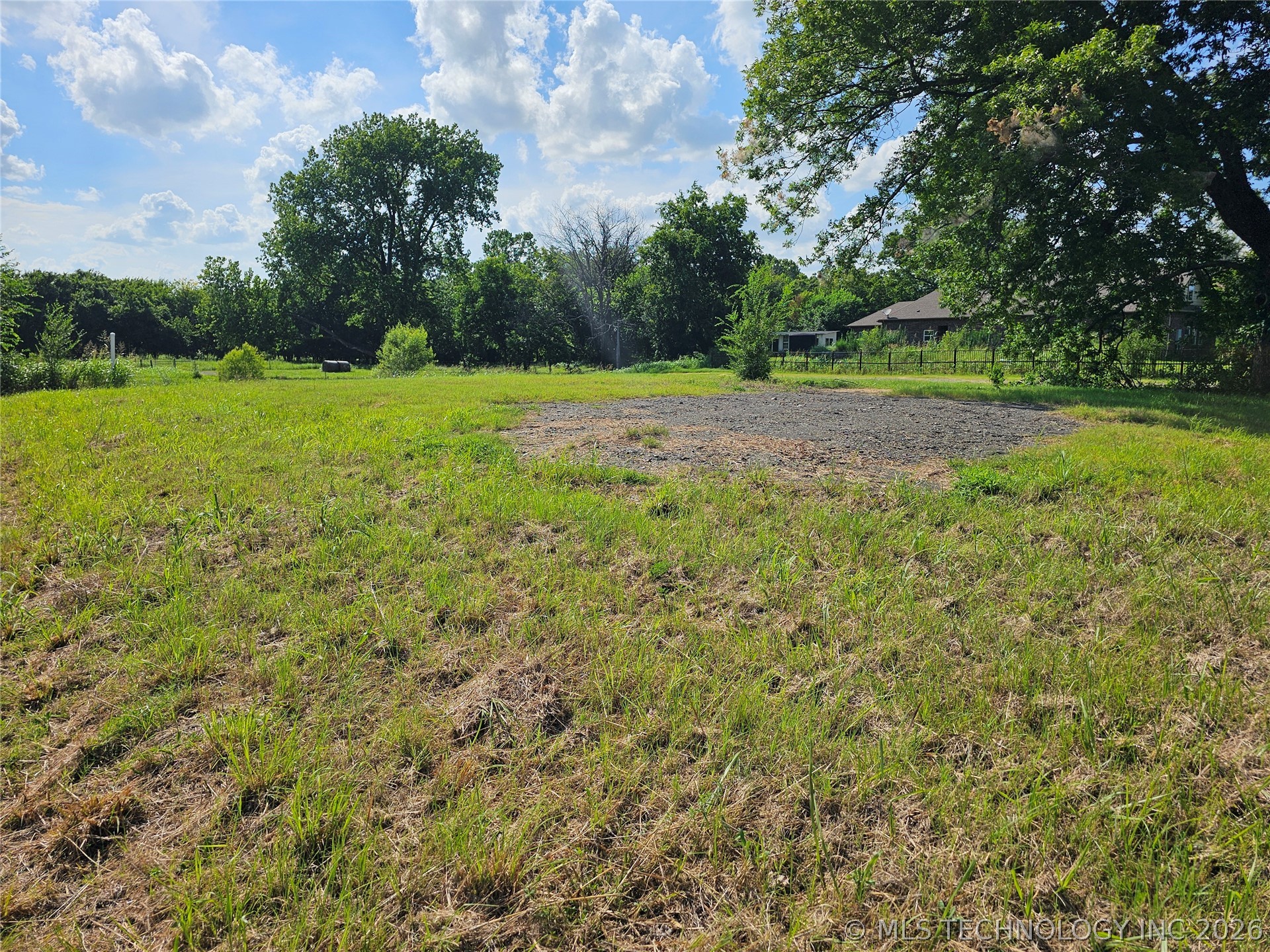 13218 S 78th East Avenue Property Photo 22