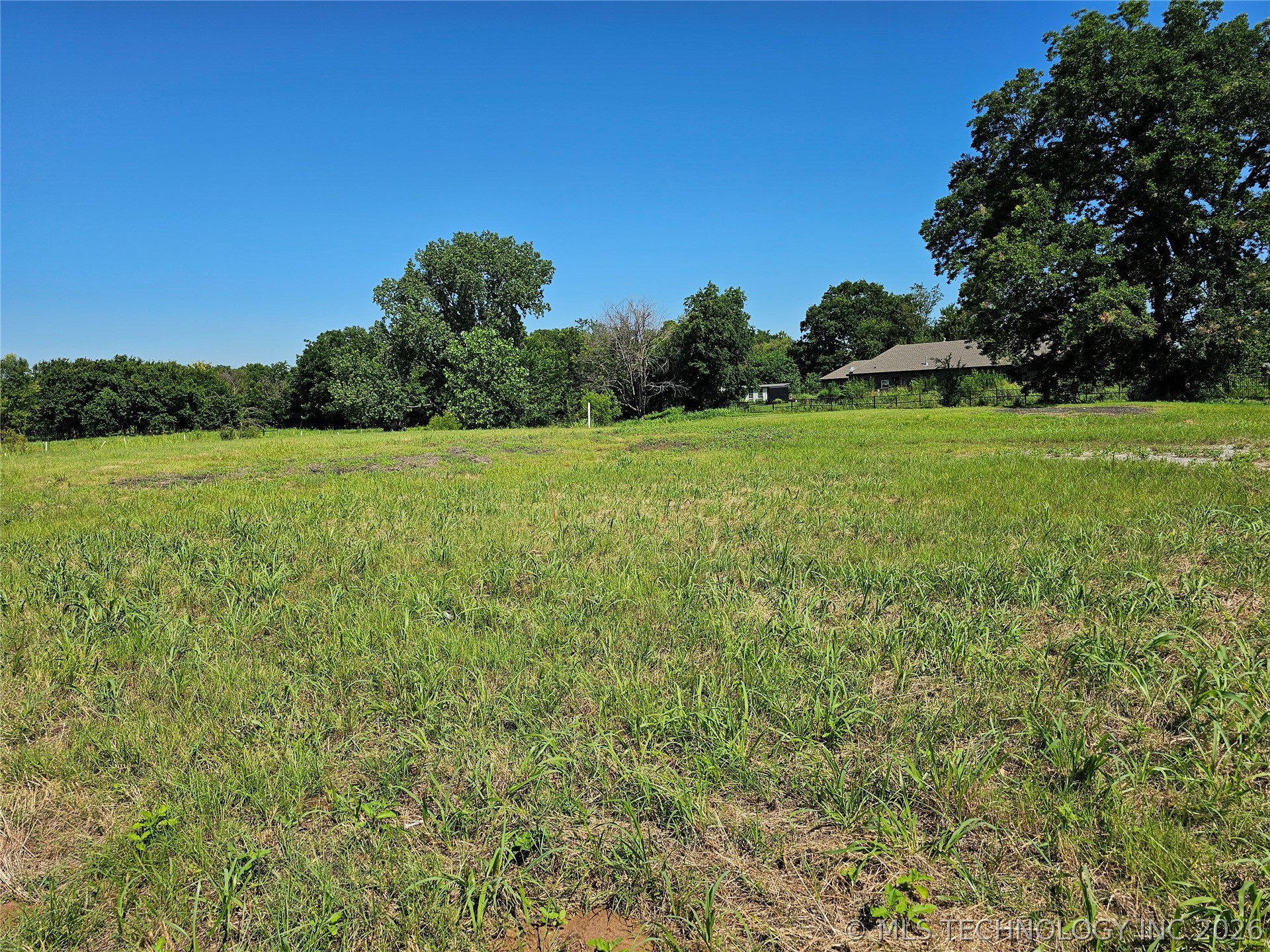 13230 S 78th East Avenue Property Photo 2