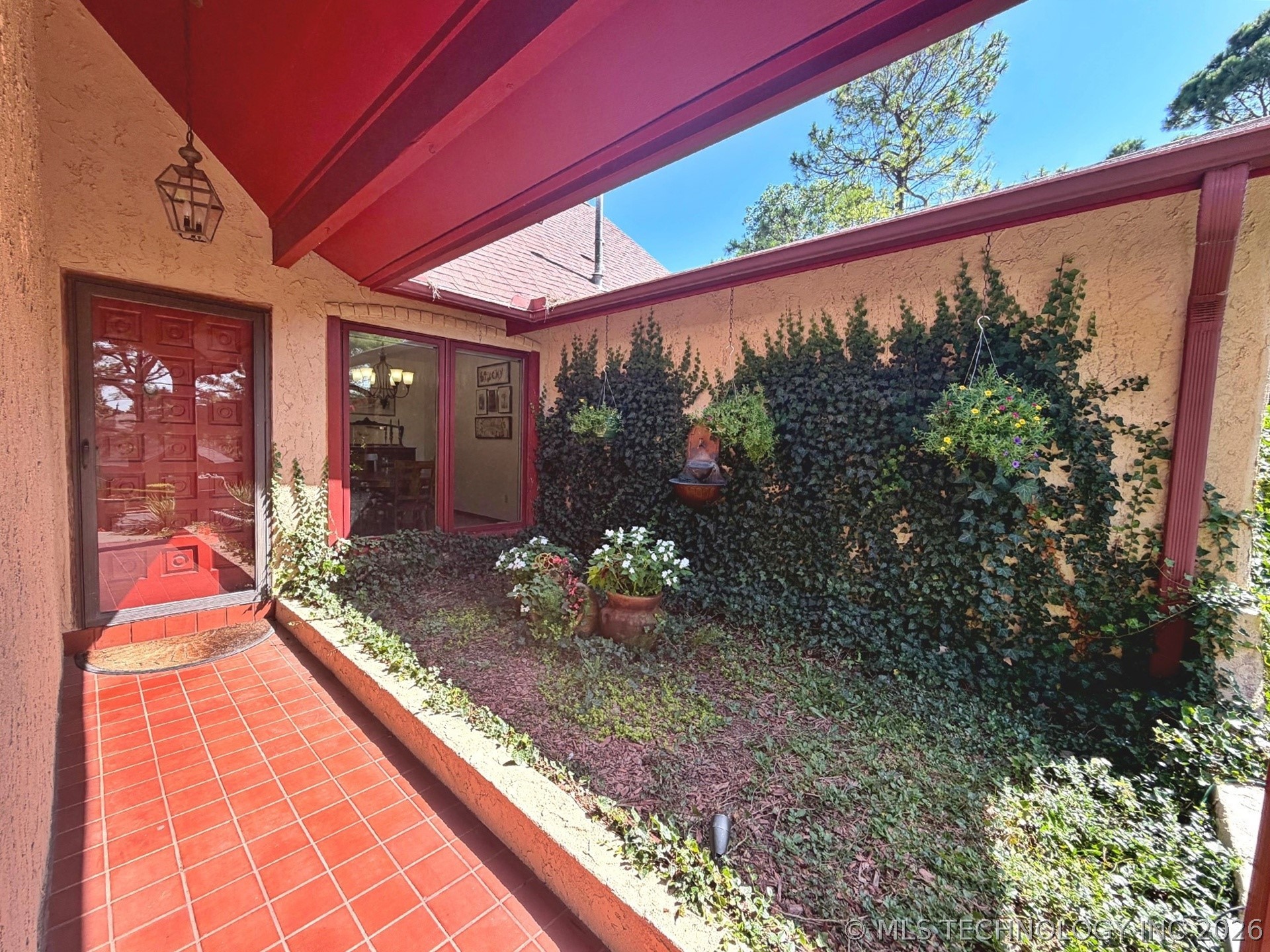 508 Greenwood Drive Property Photo 4