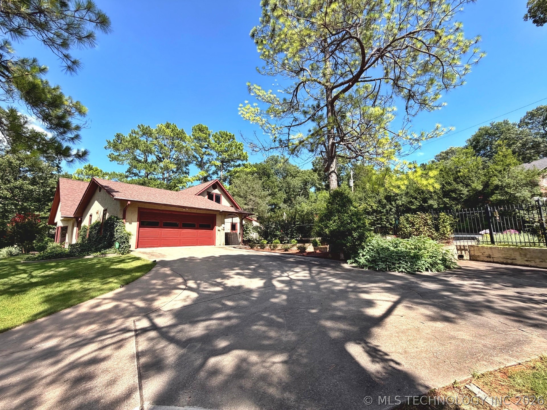 508 Greenwood Drive Property Photo 90
