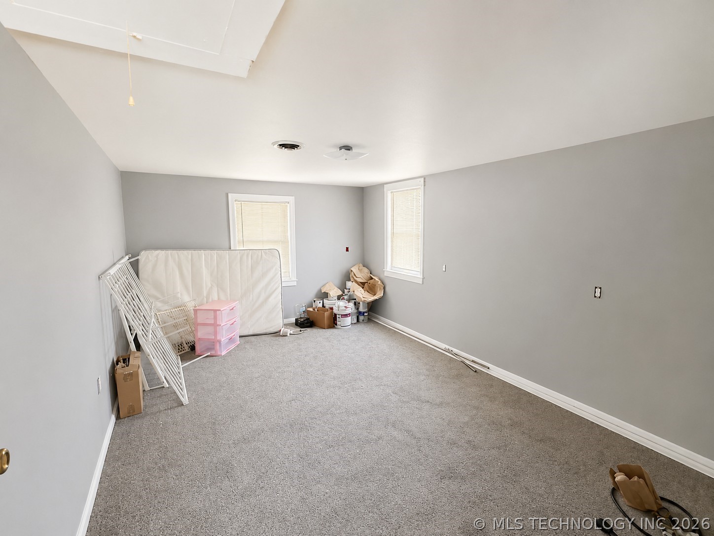 203 Ne C Property Photo 15