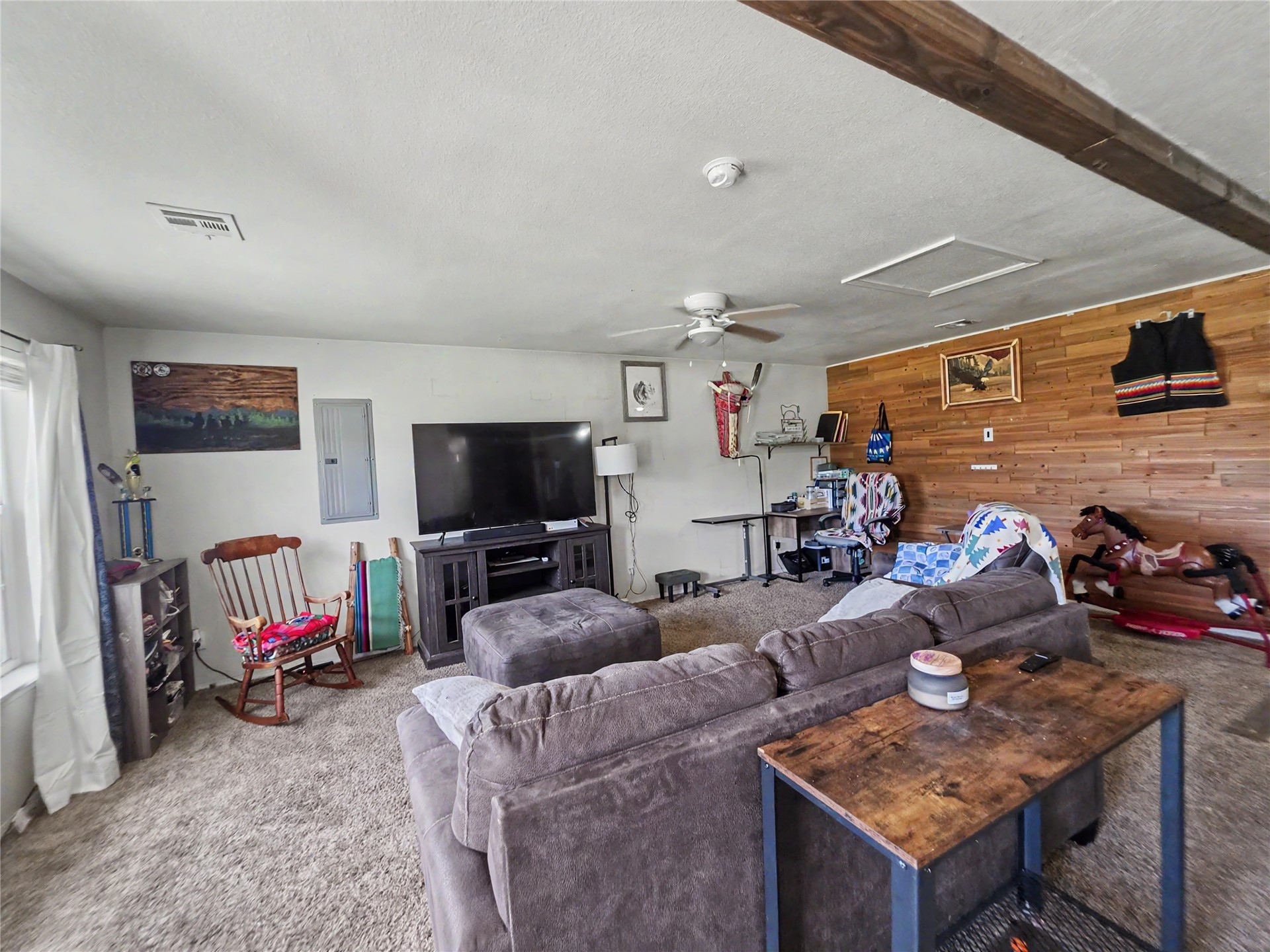 3034 E Davis Field Road Property Photo 7