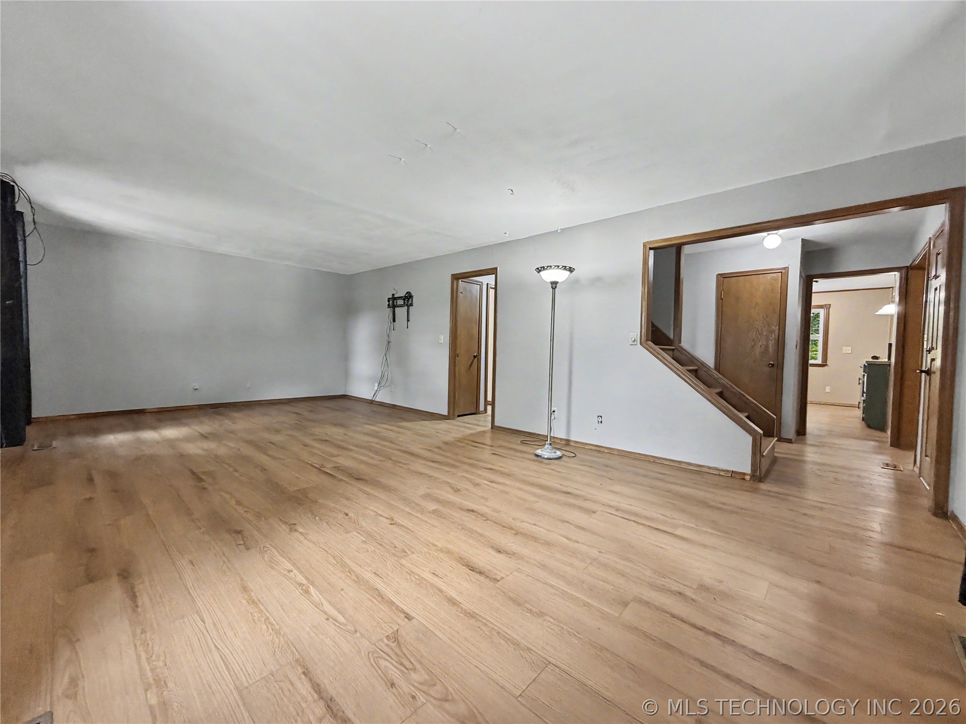 17589 Wedgewood Drive Property Photo 11