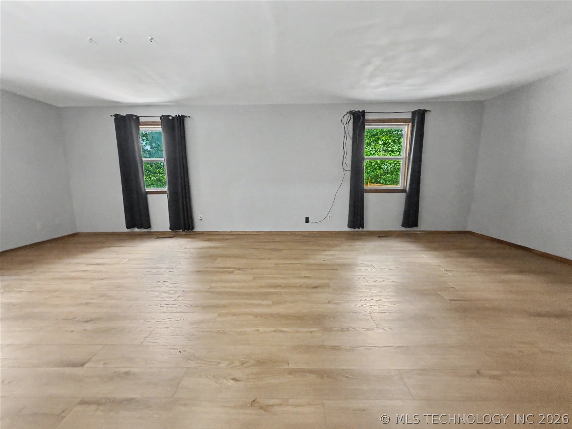17589 Wedgewood Drive Property Photo 15