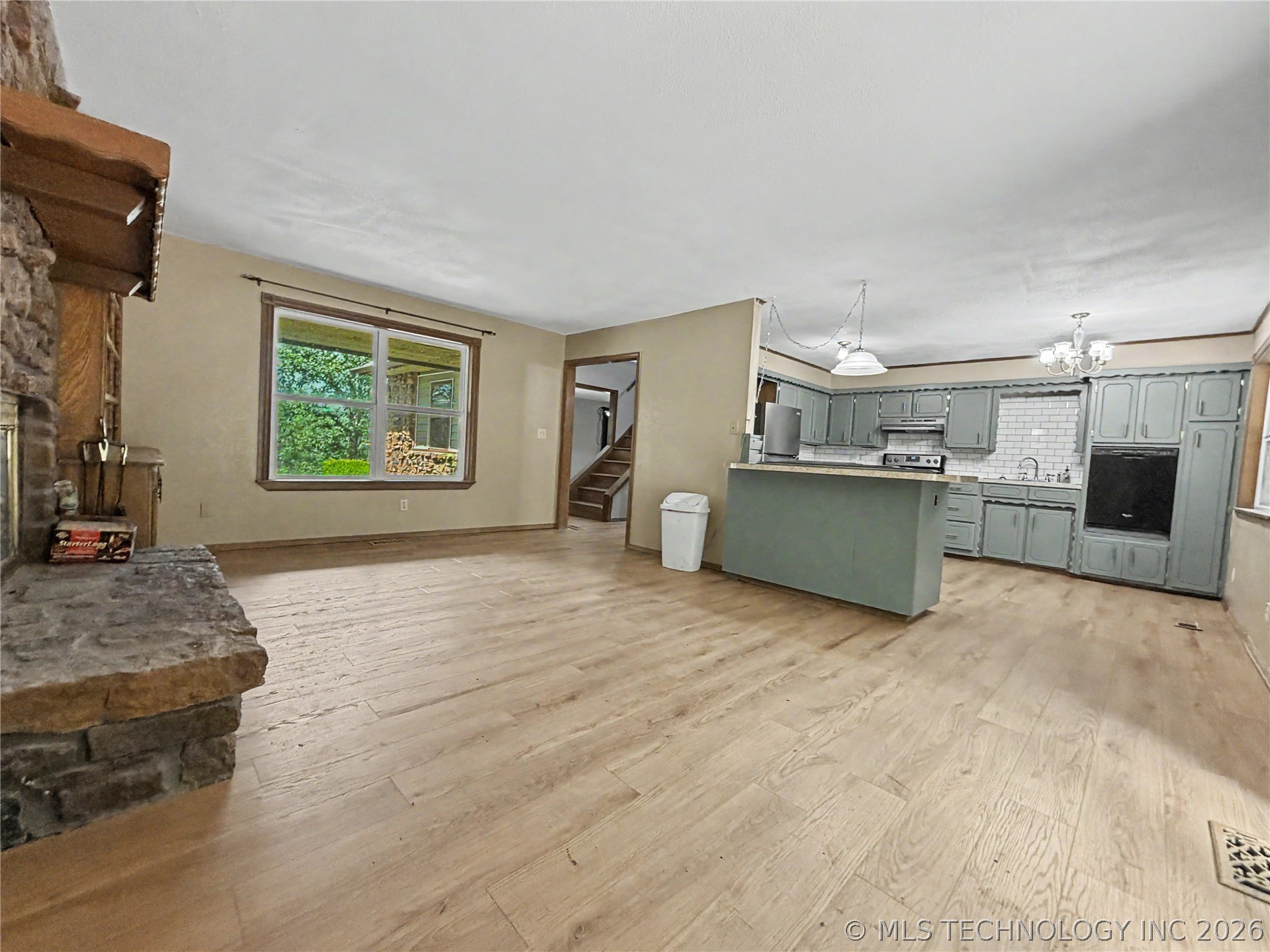 17589 Wedgewood Drive Property Photo 23