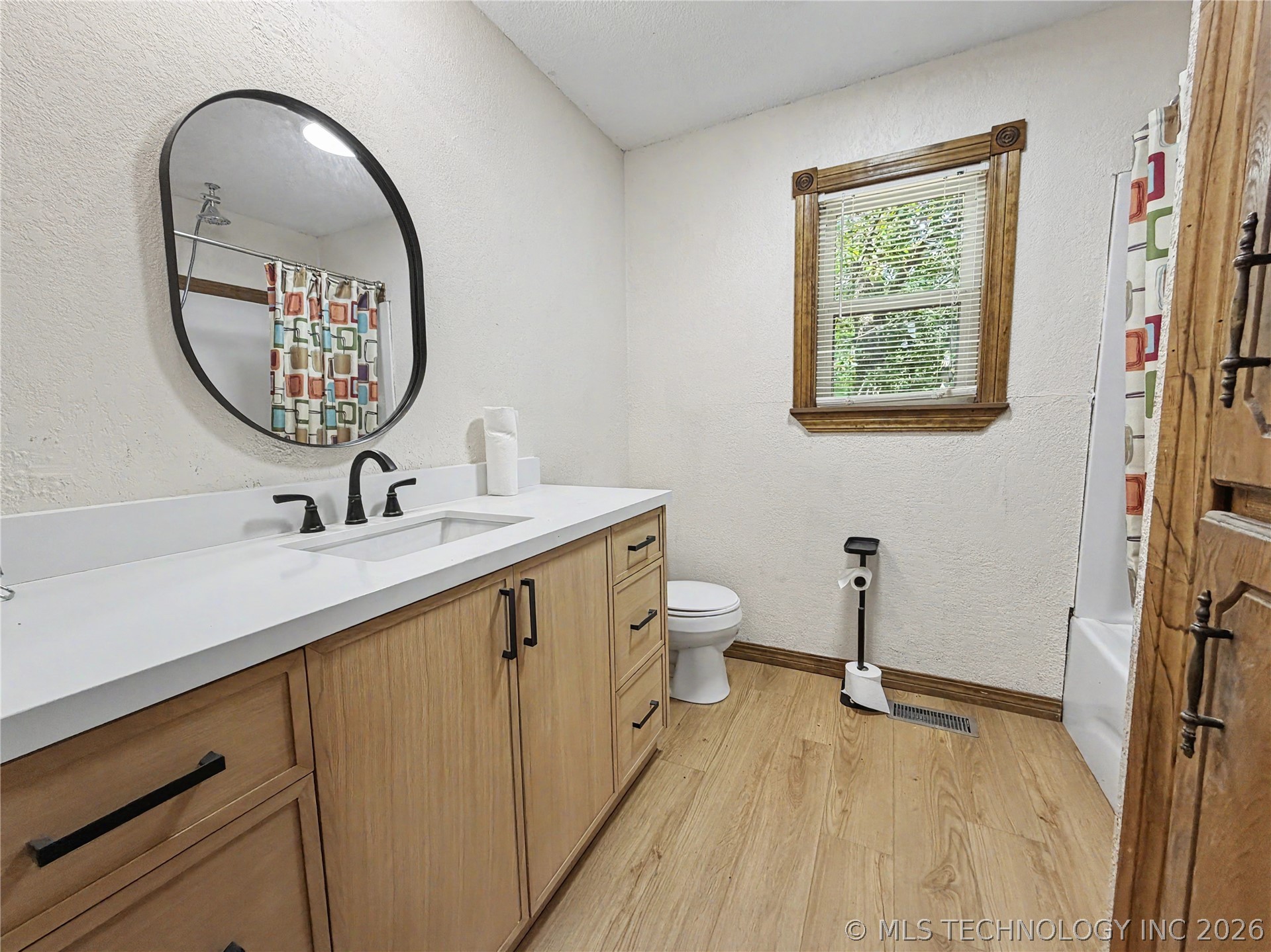 17589 Wedgewood Drive Property Photo 40