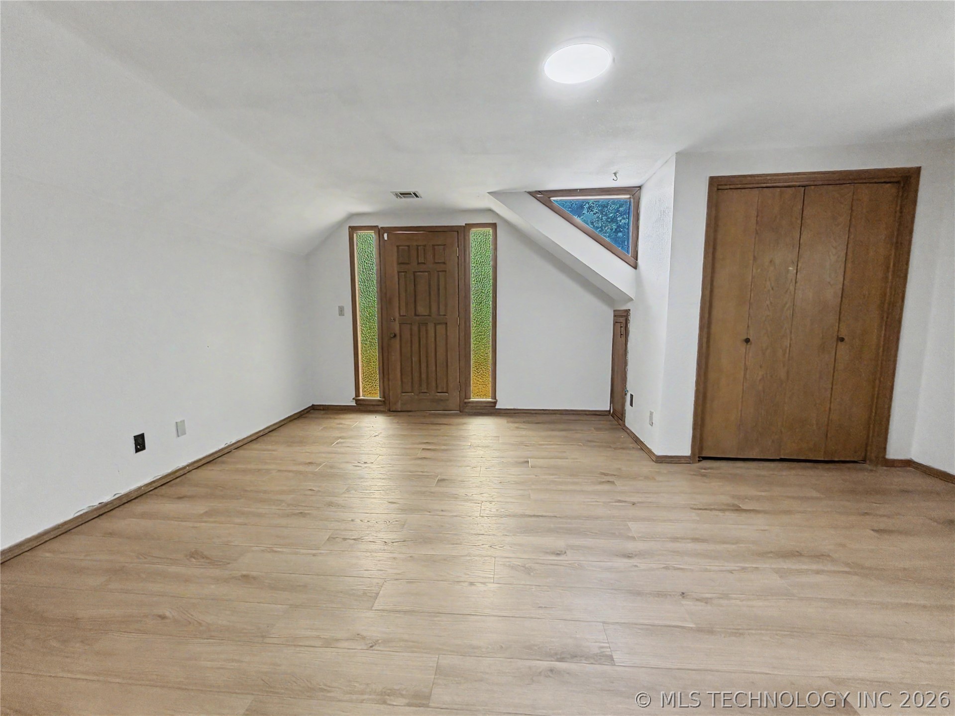 17589 Wedgewood Drive Property Photo 47