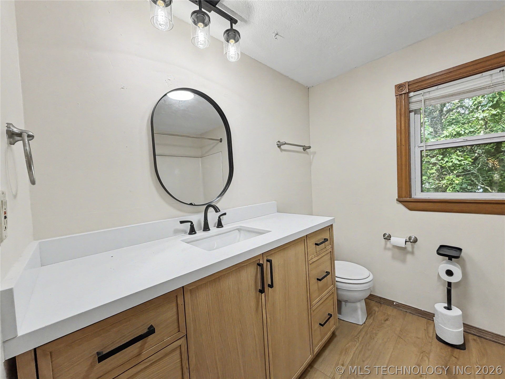 17589 Wedgewood Drive Property Photo 55